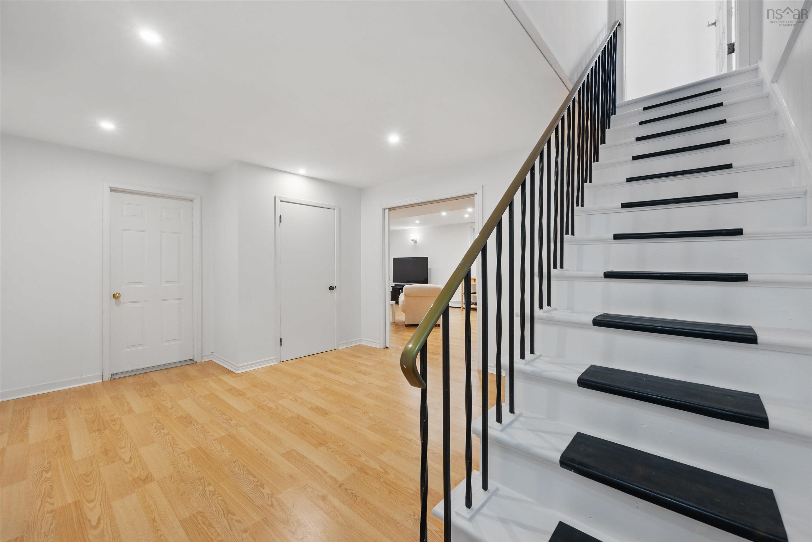 $1,469,500.00: 5968 Campbell Drive, Halifax