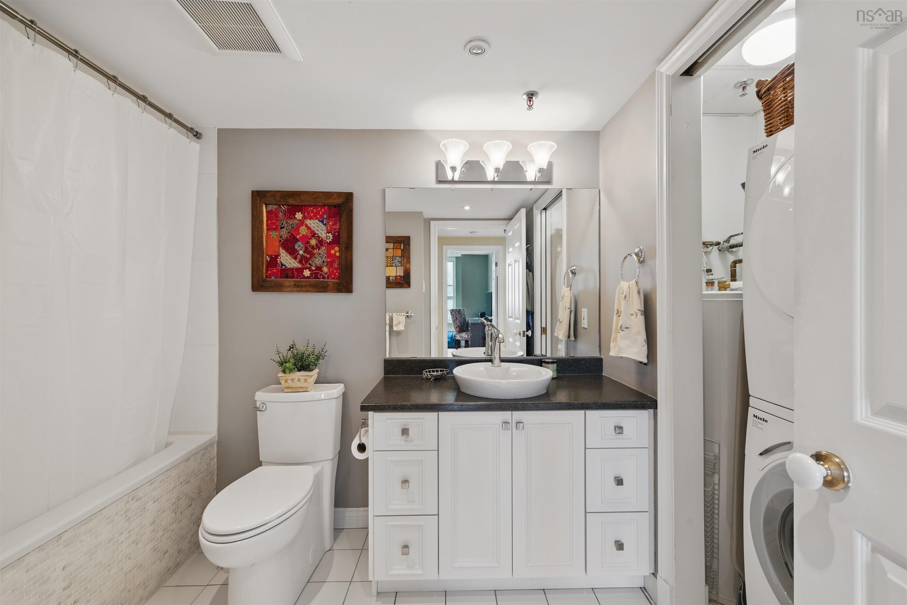 $669,900.00: 307 5530 Artillery Place, Halifax