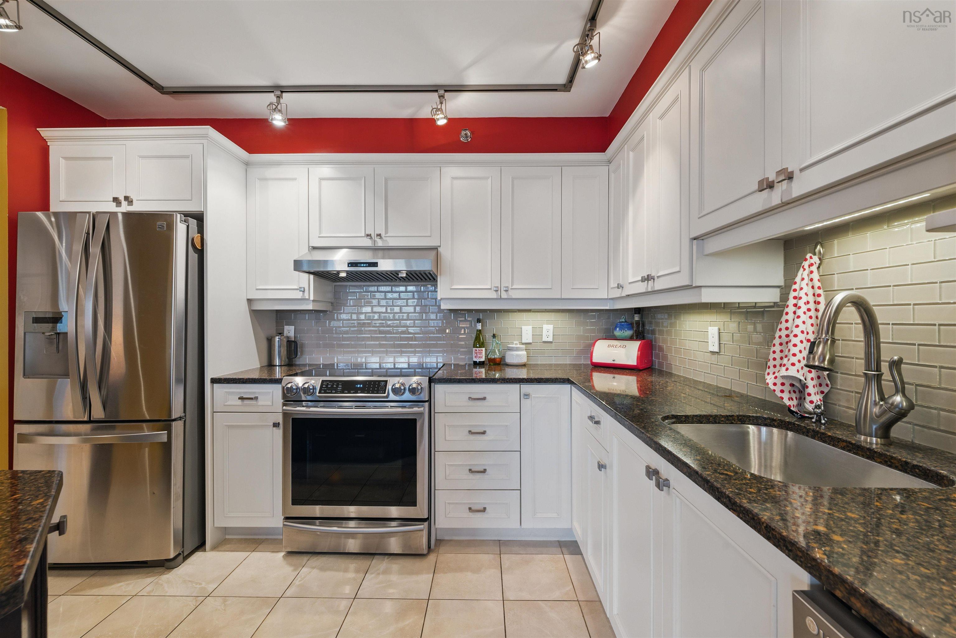 $669,900.00: 307 5530 Artillery Place, Halifax