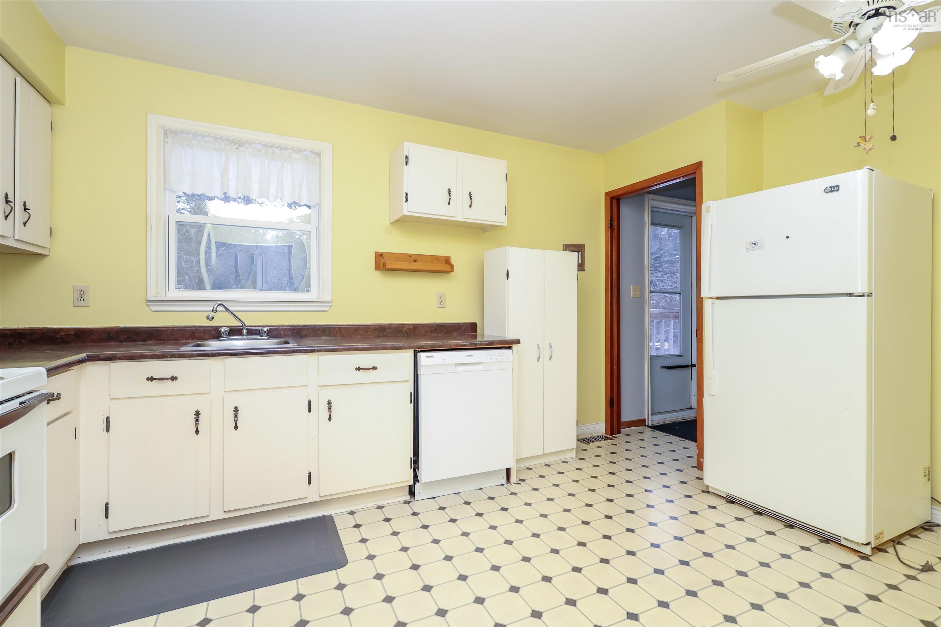$239,000.00: 4909 Gabarus Highway, Big Ridge