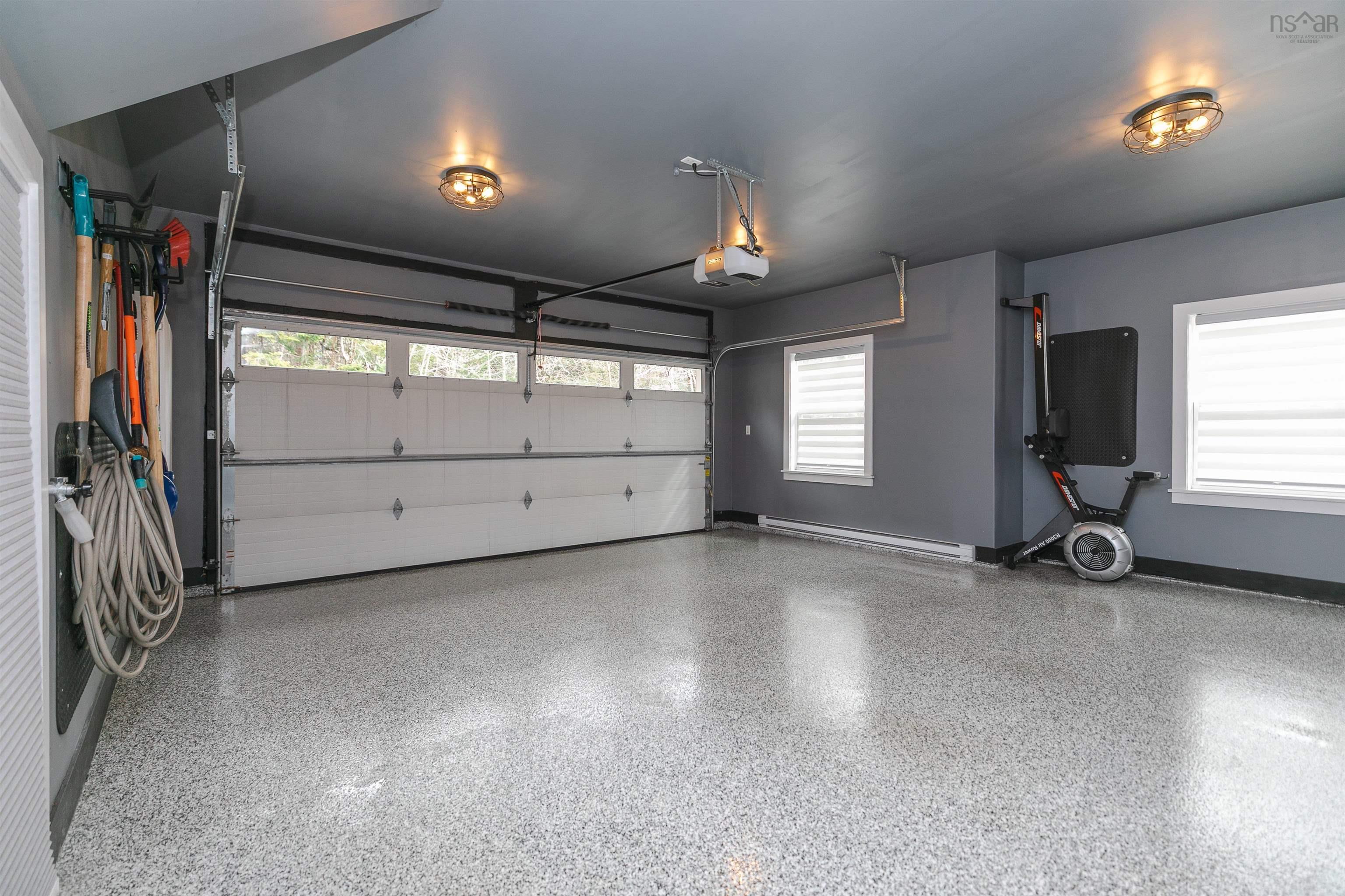 $860,000.00: 39 Edgett Drive, Lucasville