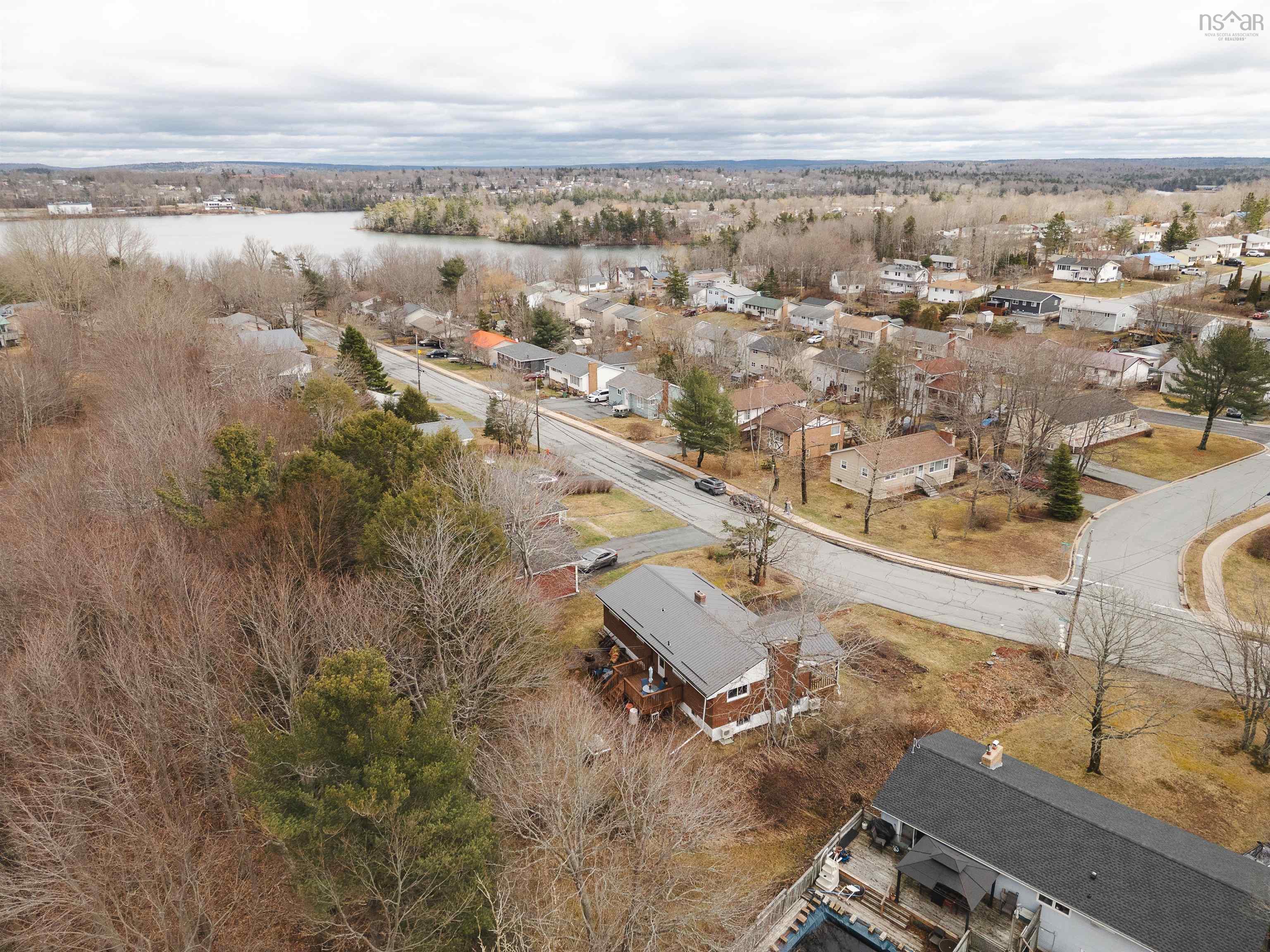 $449,900.00: 33 Pinehill Drive, Lower Sackville