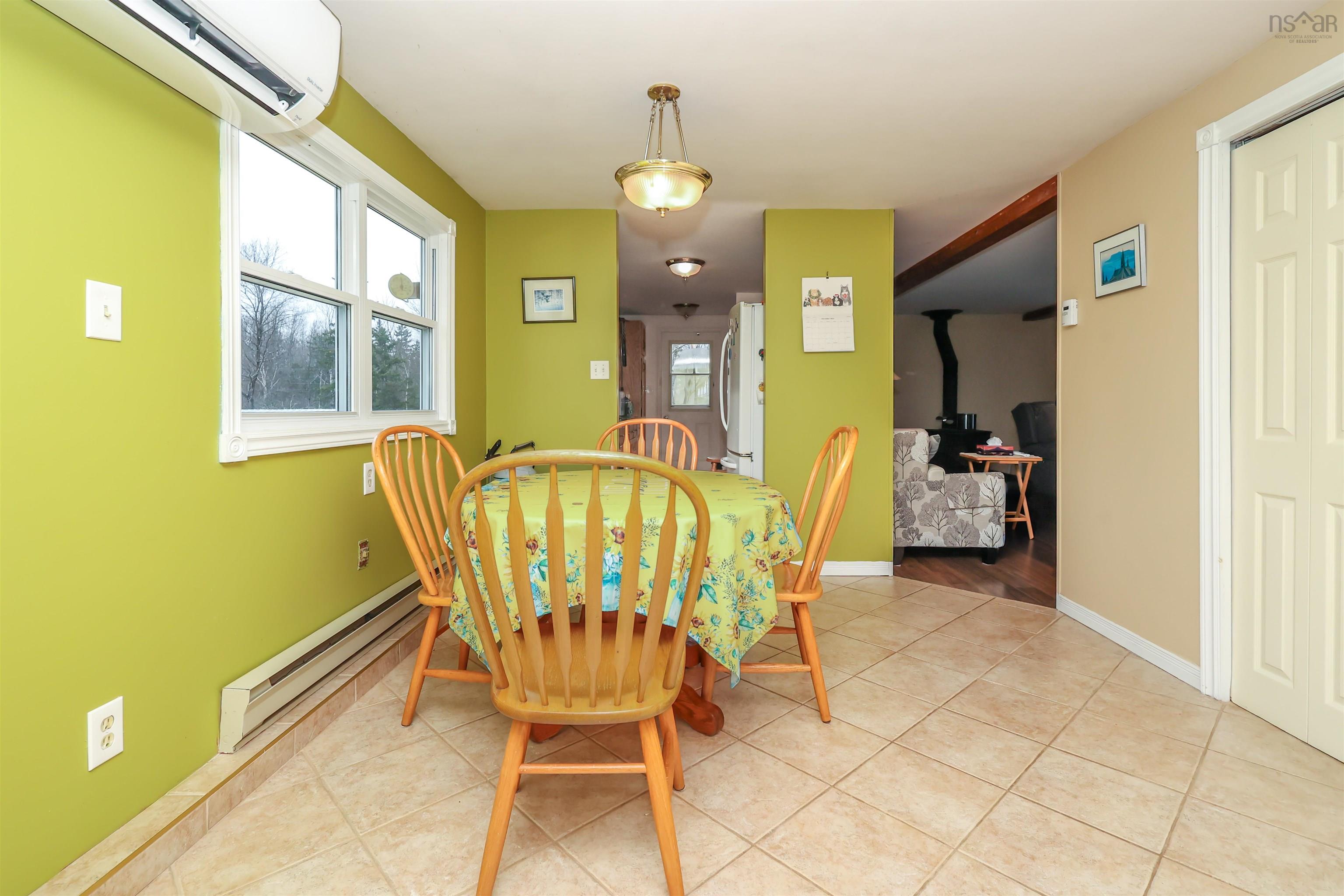 $389,000.00: 624 Leitches Creek Road, Leitches Creek