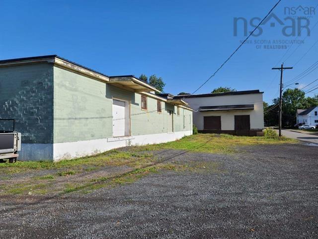 $1,333,333.00: 323 Frederick Street, New Glasgow