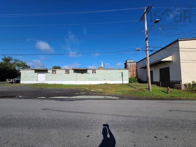 $1,333,333.00: 323 Frederick Street, New Glasgow