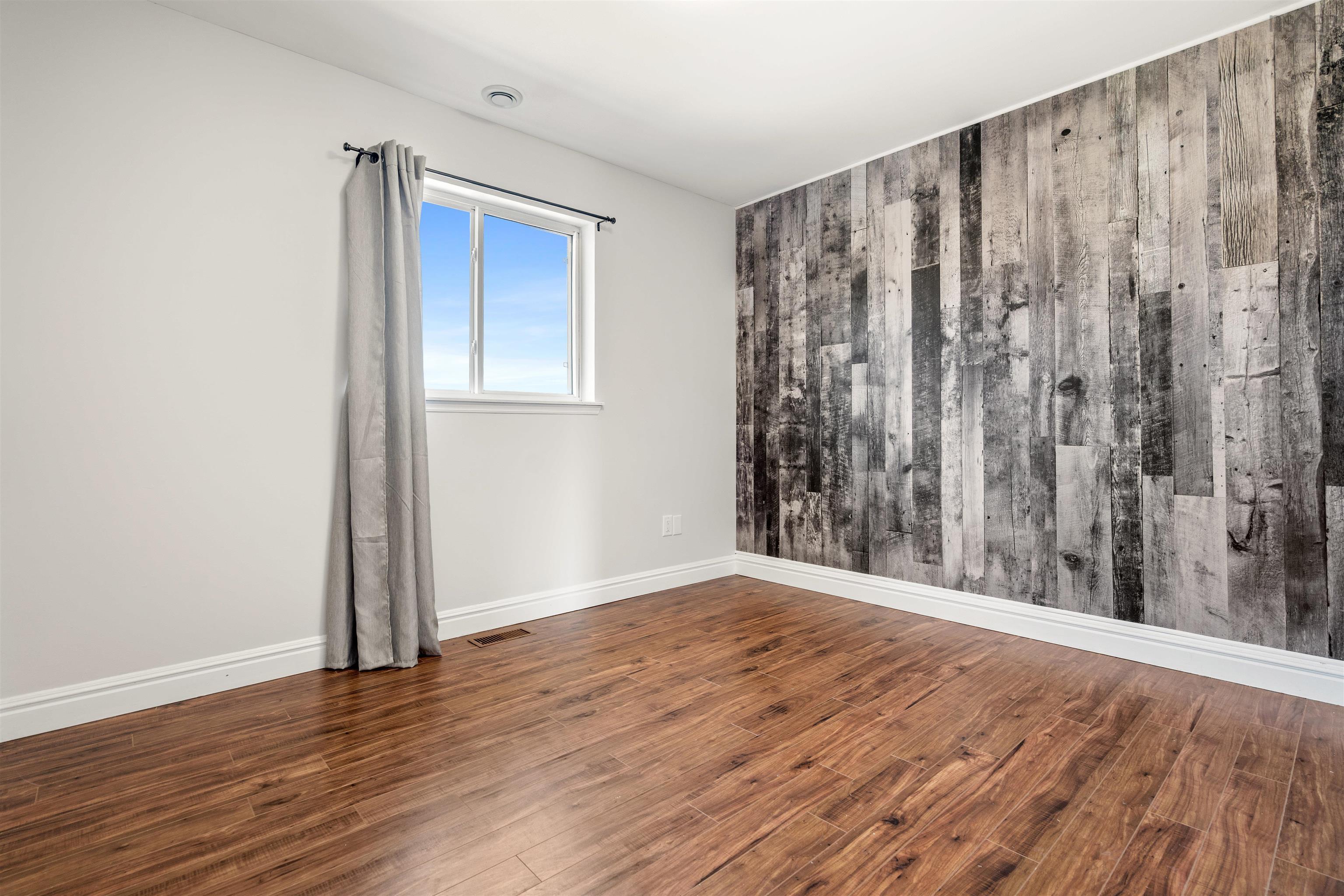 $529,900.00: 124-126 Hillcrest Avenue, Bible Hill