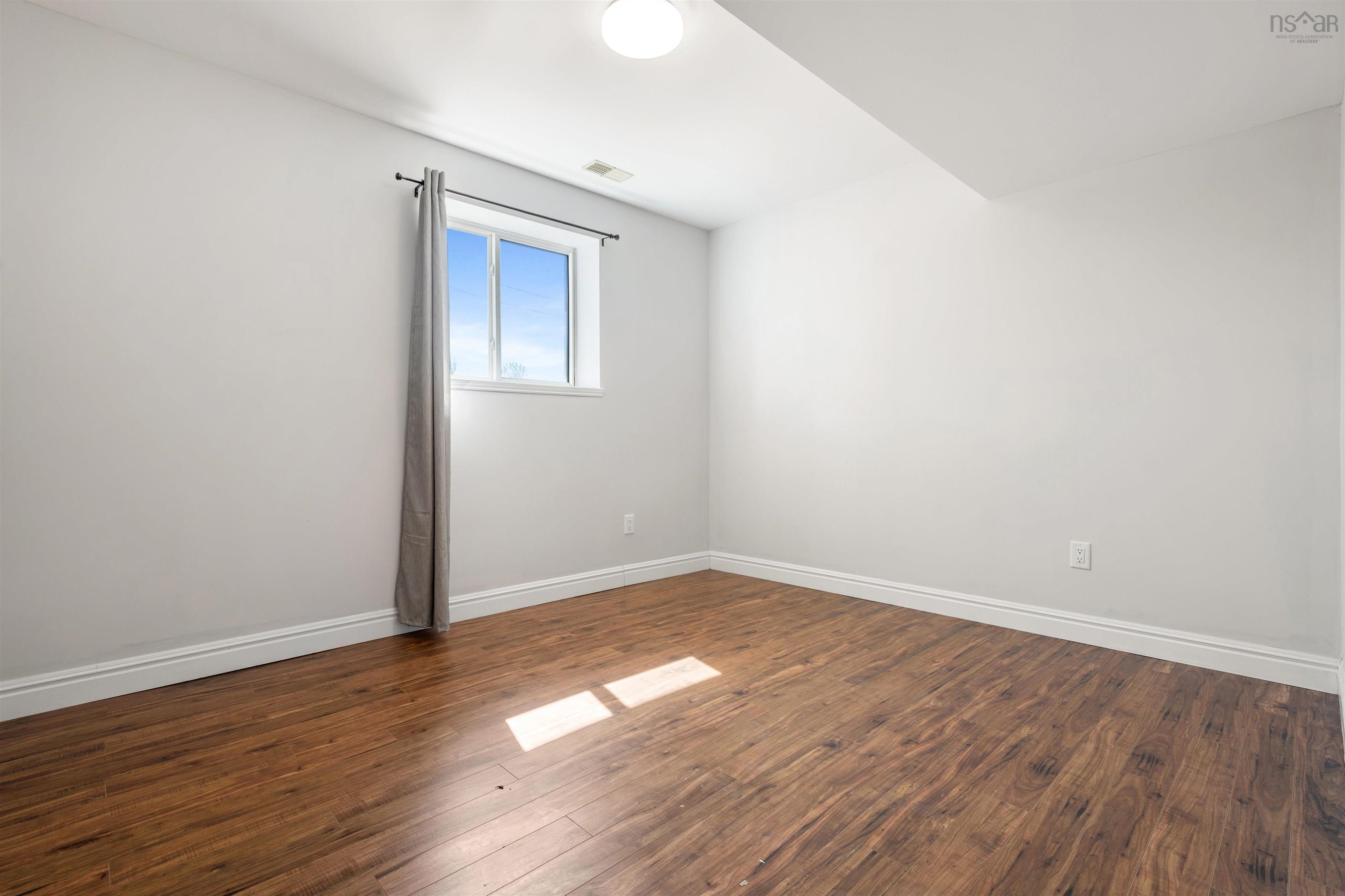 $529,900.00: 124-126 Hillcrest Avenue, Bible Hill