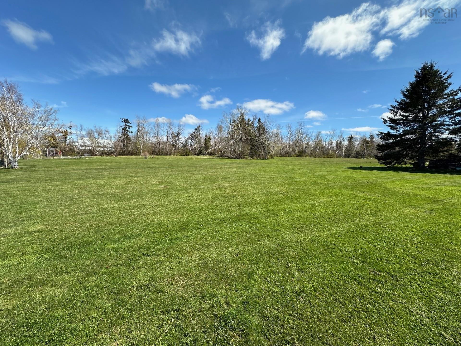 $569,000.00: 5718 Little Harbour, Kings Head