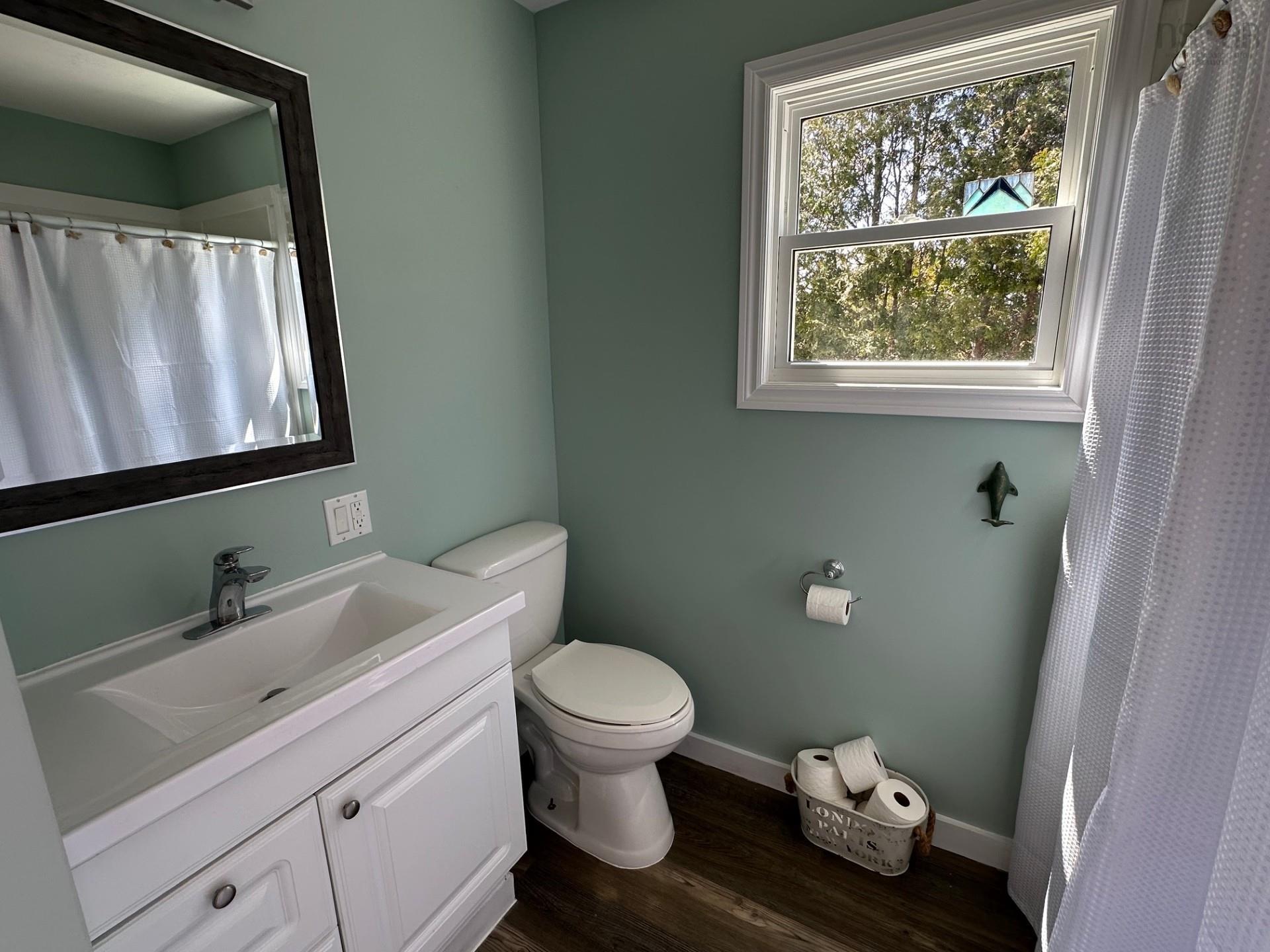 $569,000.00: 5718 Little Harbour, Kings Head