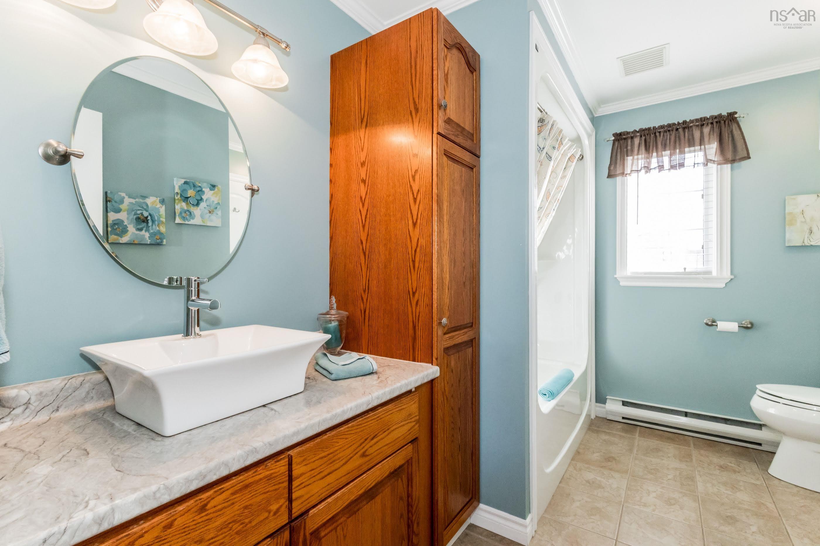 $459,900.00: 1780 Acadia Drive, Kingston