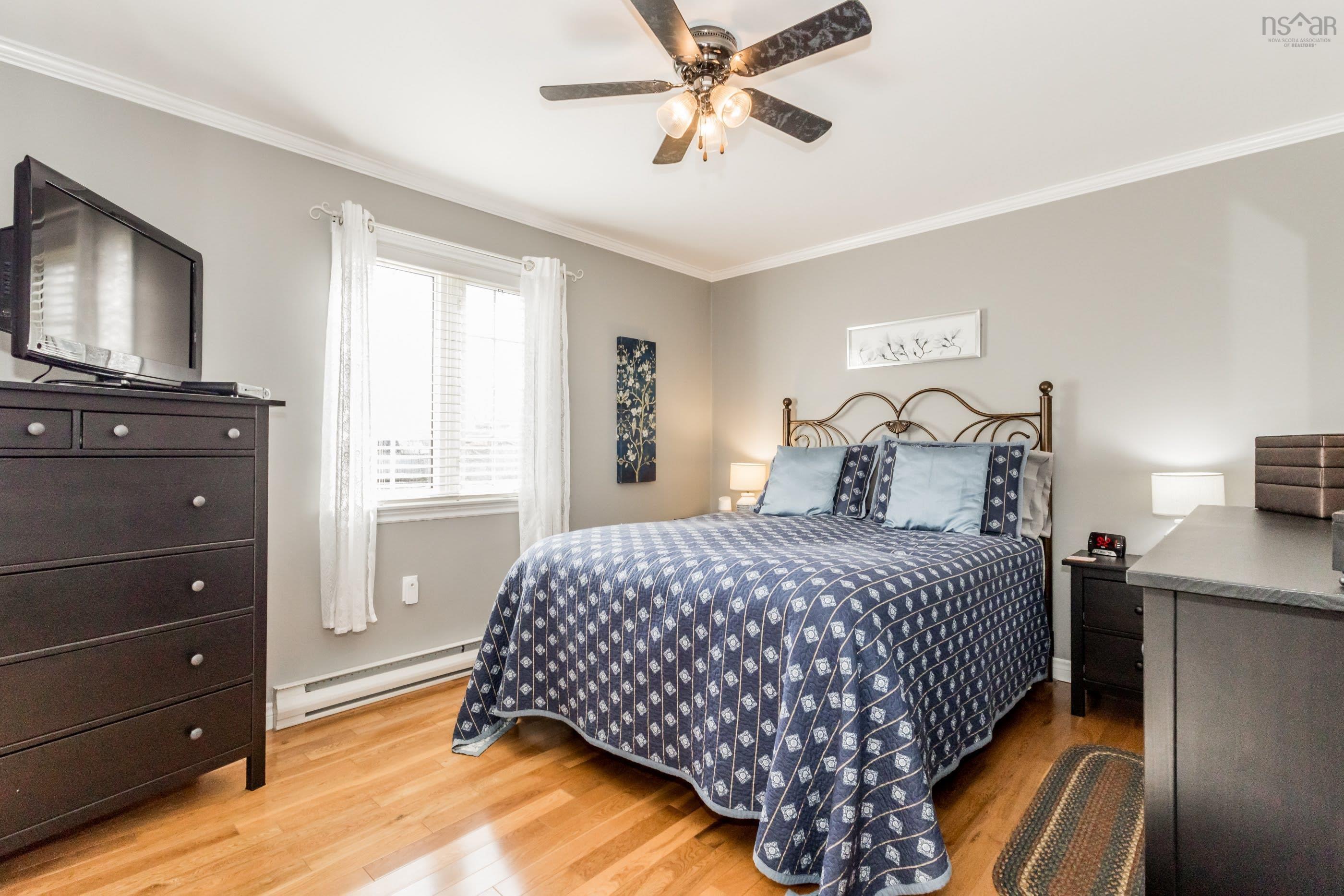 $459,900.00: 1780 Acadia Drive, Kingston