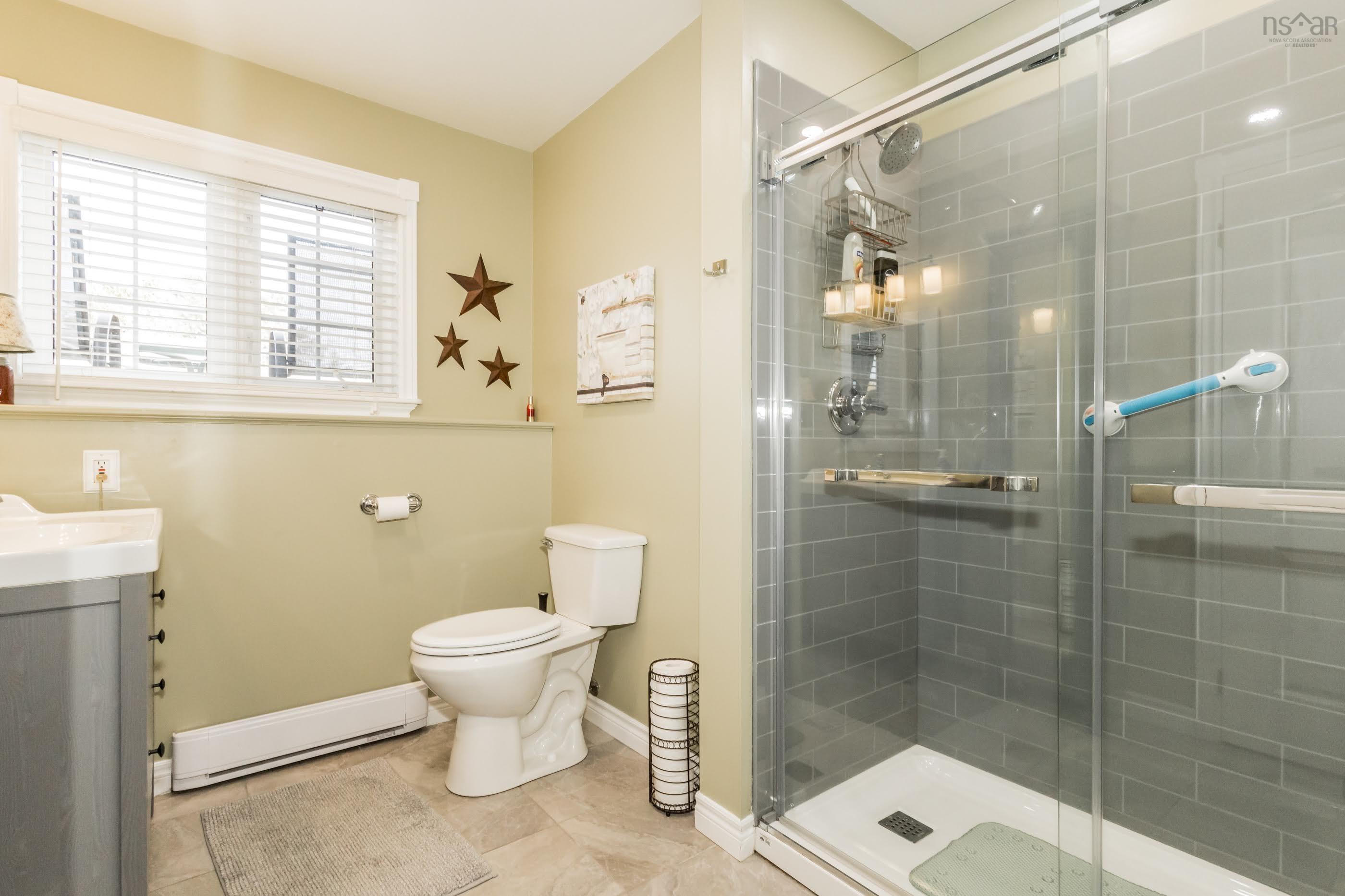 $459,900.00: 1780 Acadia Drive, Kingston