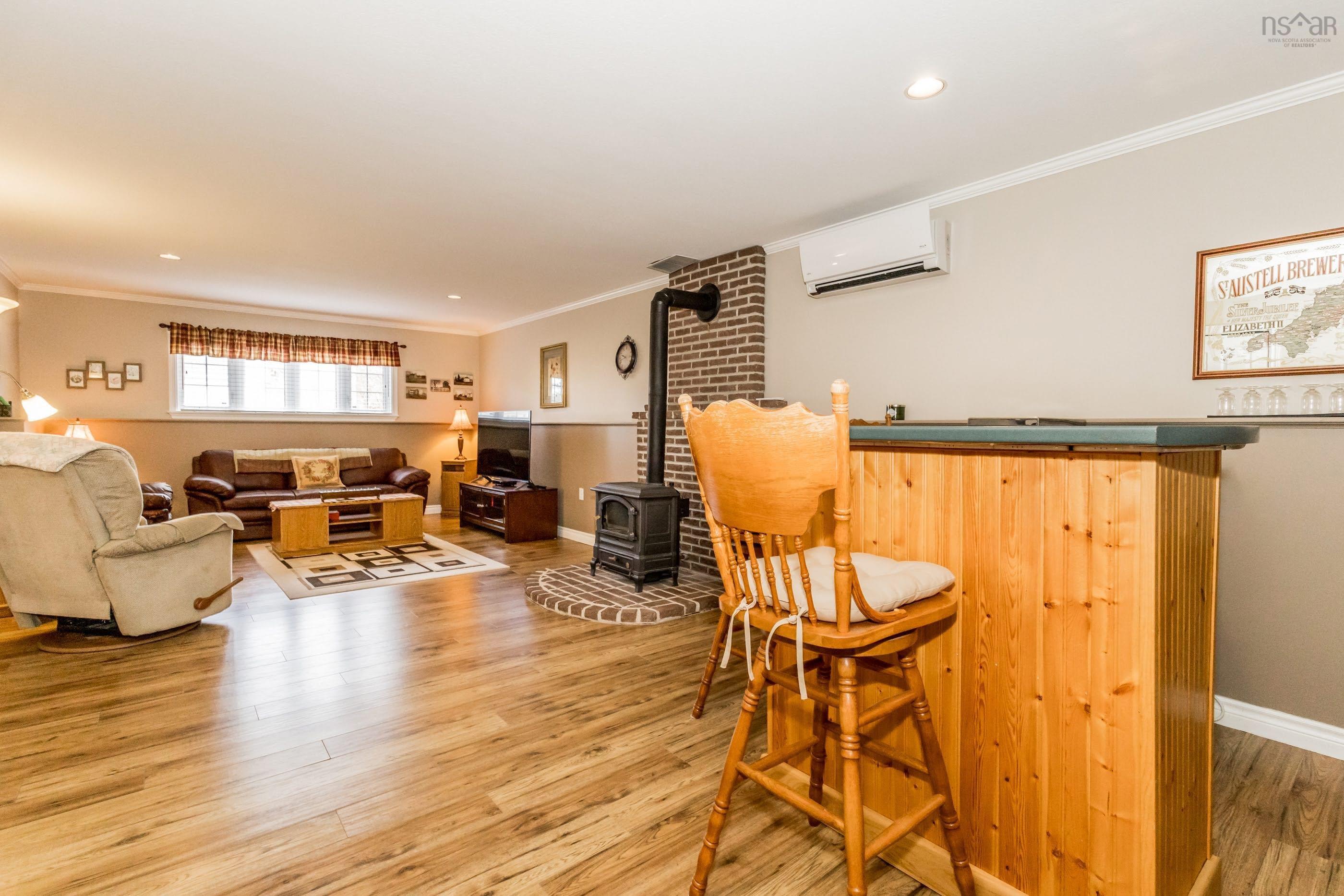 $459,900.00: 1780 Acadia Drive, Kingston