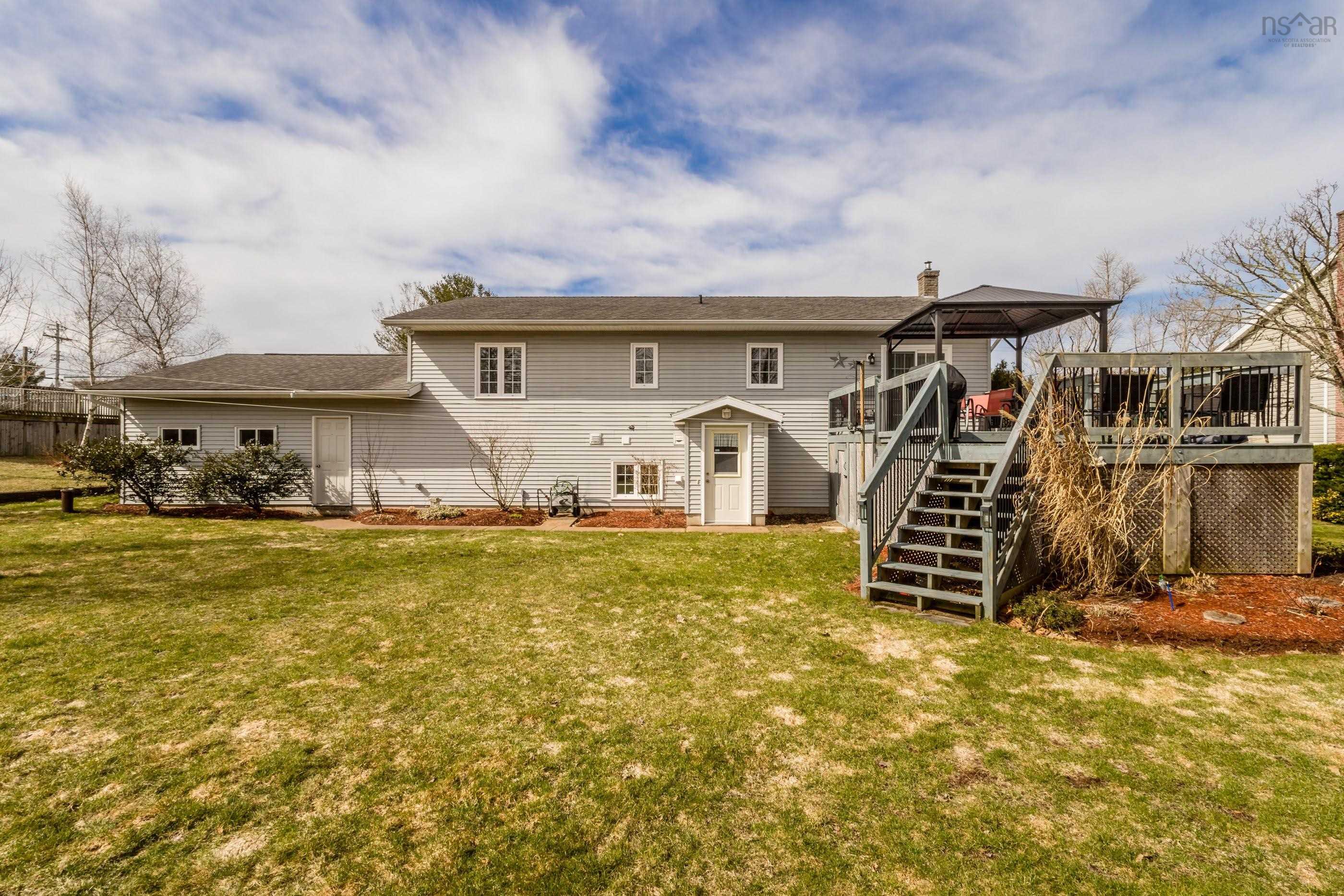 $459,900.00: 1780 Acadia Drive, Kingston