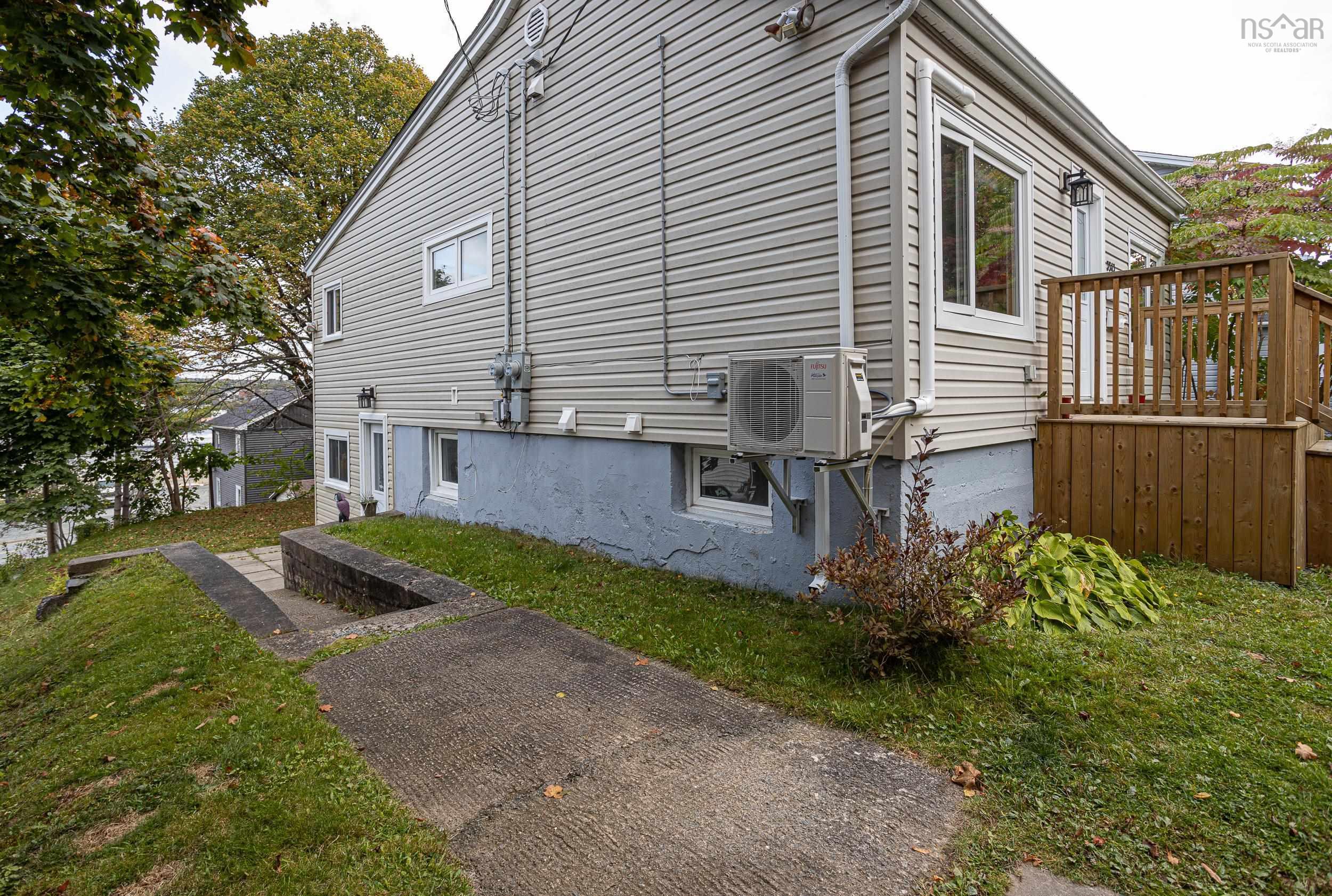 $649,000.00: 3543 Lynch Street, Halifax