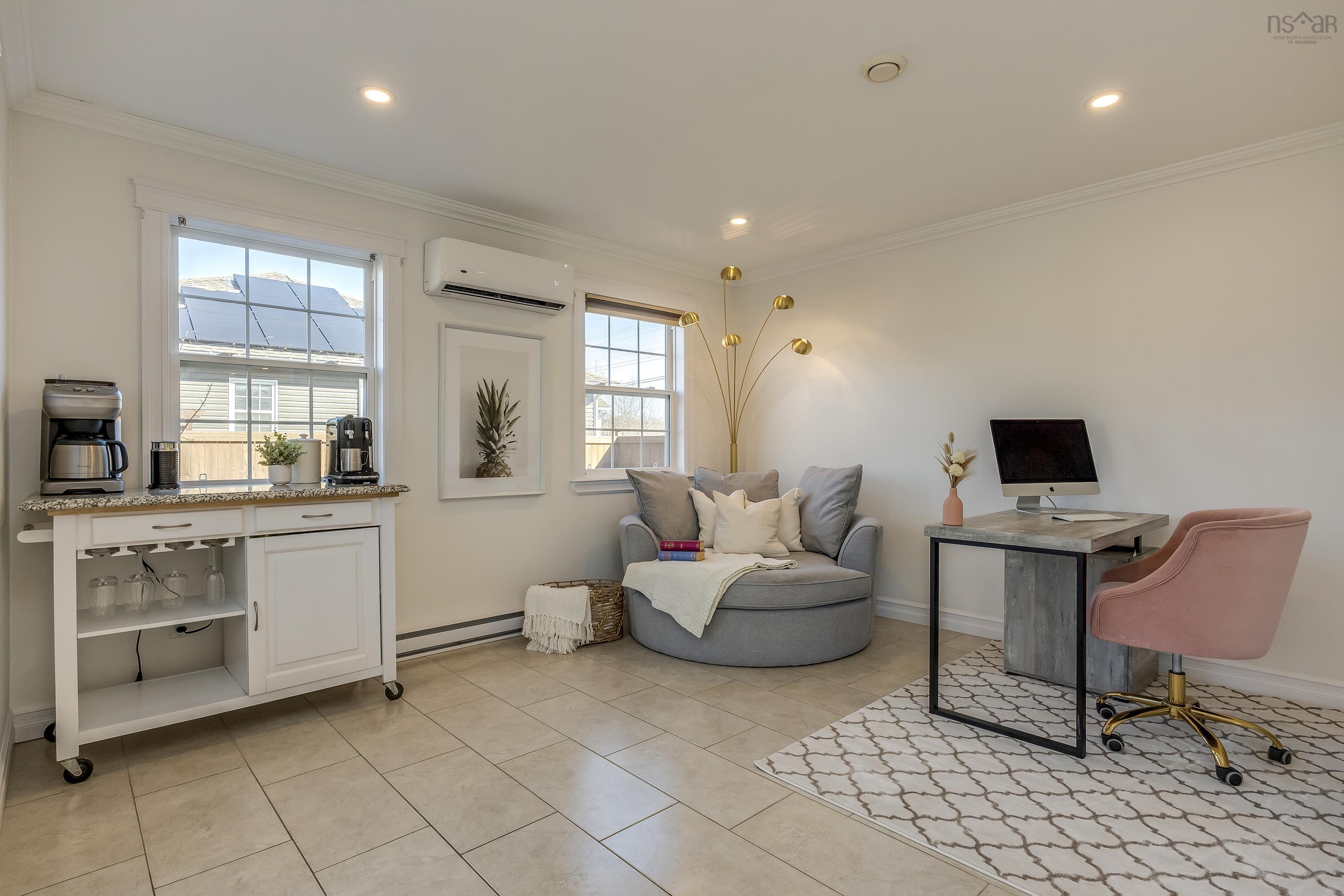$575,000.00: 1733 Greenwood Road, Kingston