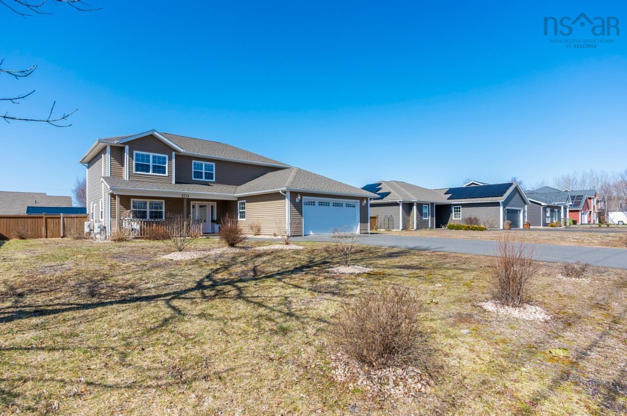 $575,000.00: 1733 Greenwood Road, Kingston