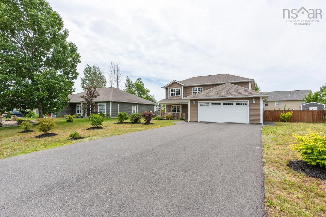 $575,000.00: 1733 Greenwood Road, Kingston