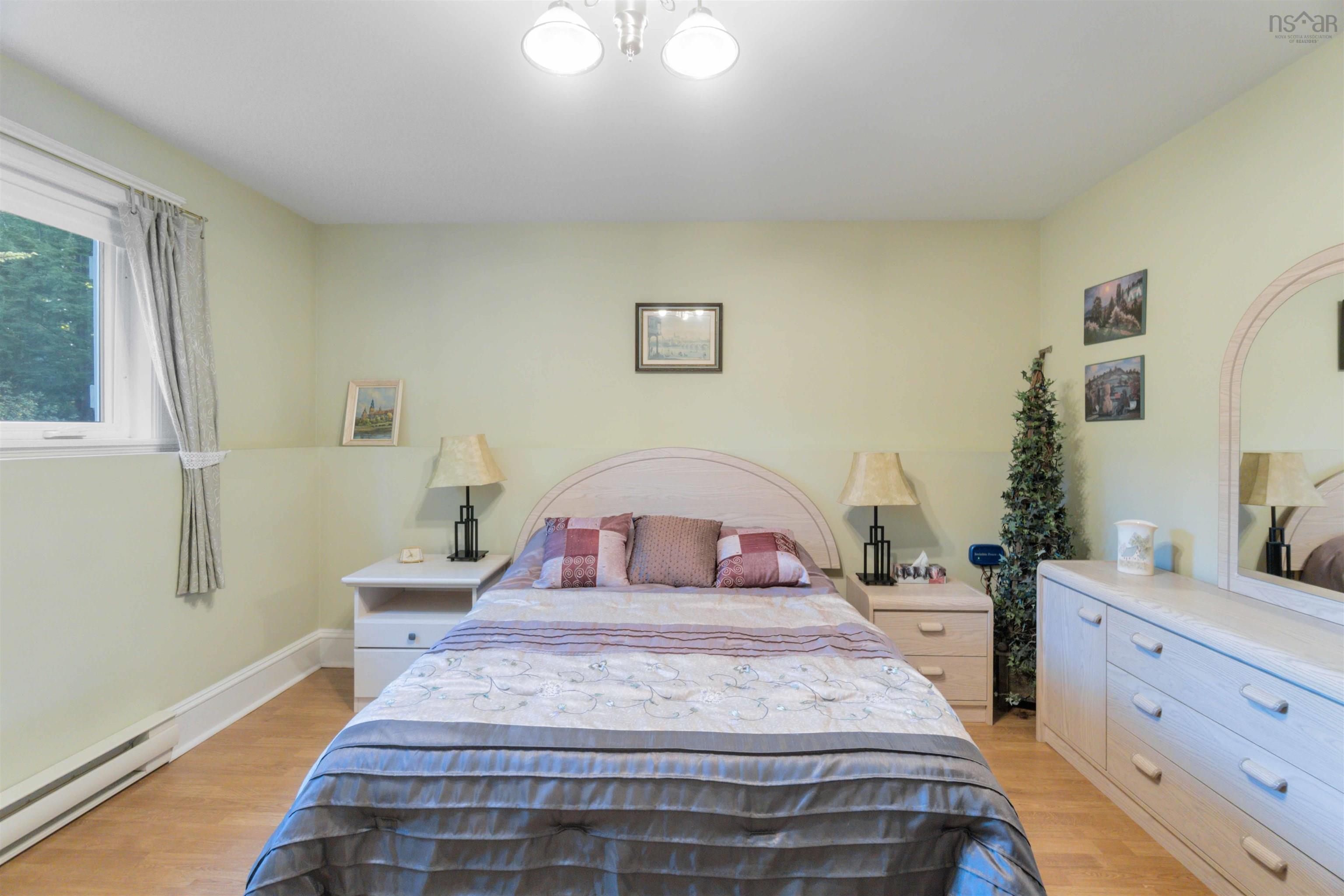 $697,500.00: 93 Ronald Avenue, Cambridge