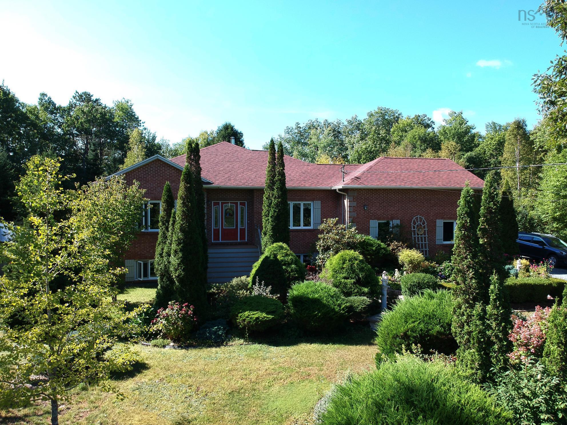 $697,500.00: 93 Ronald Avenue, Cambridge