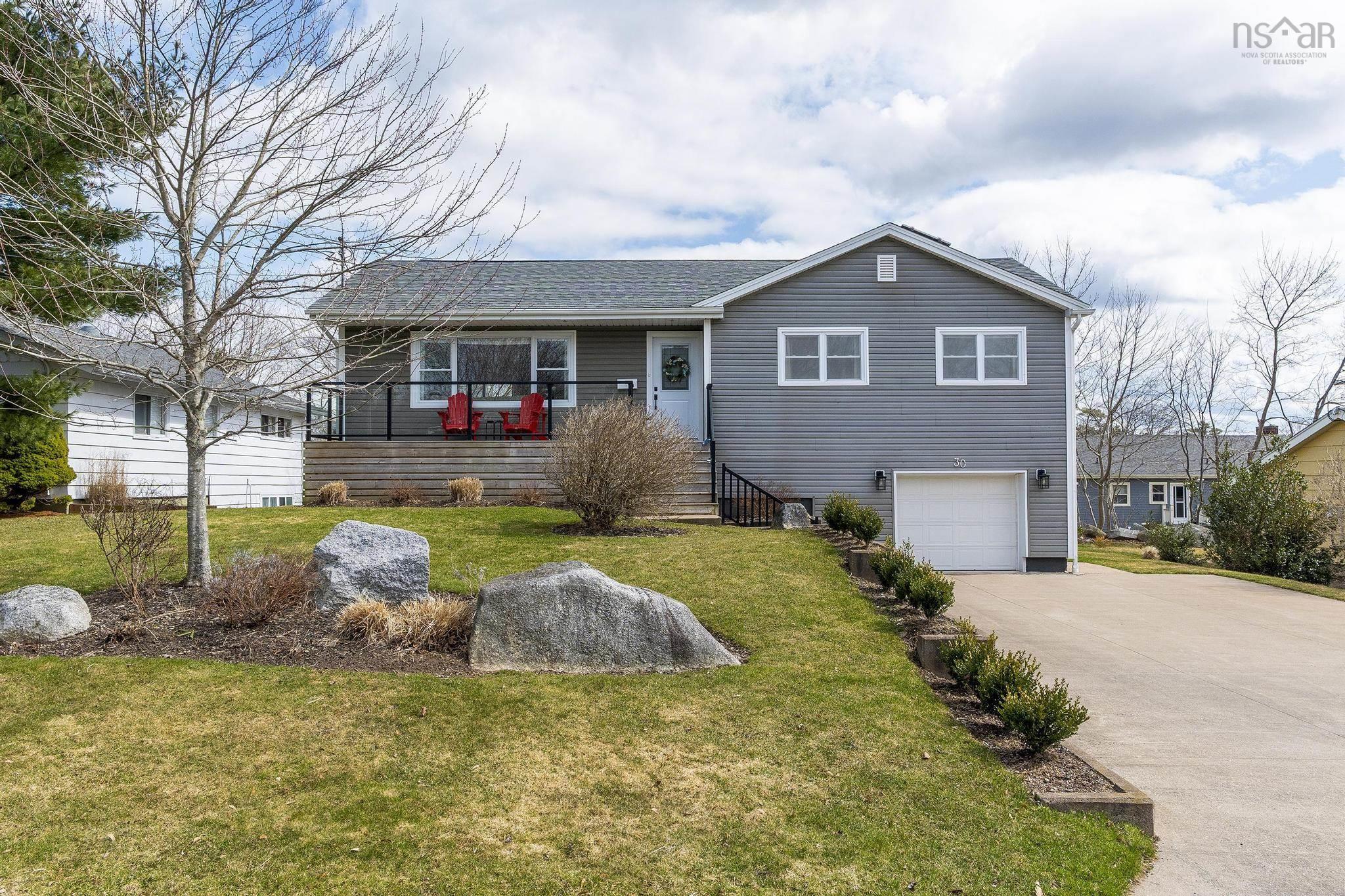 $789,900.00: 30 Westgate Drive, Halifax