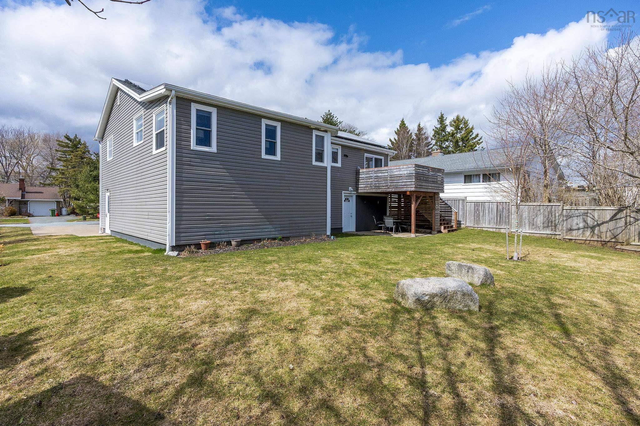 $789,900.00: 30 Westgate Drive, Halifax