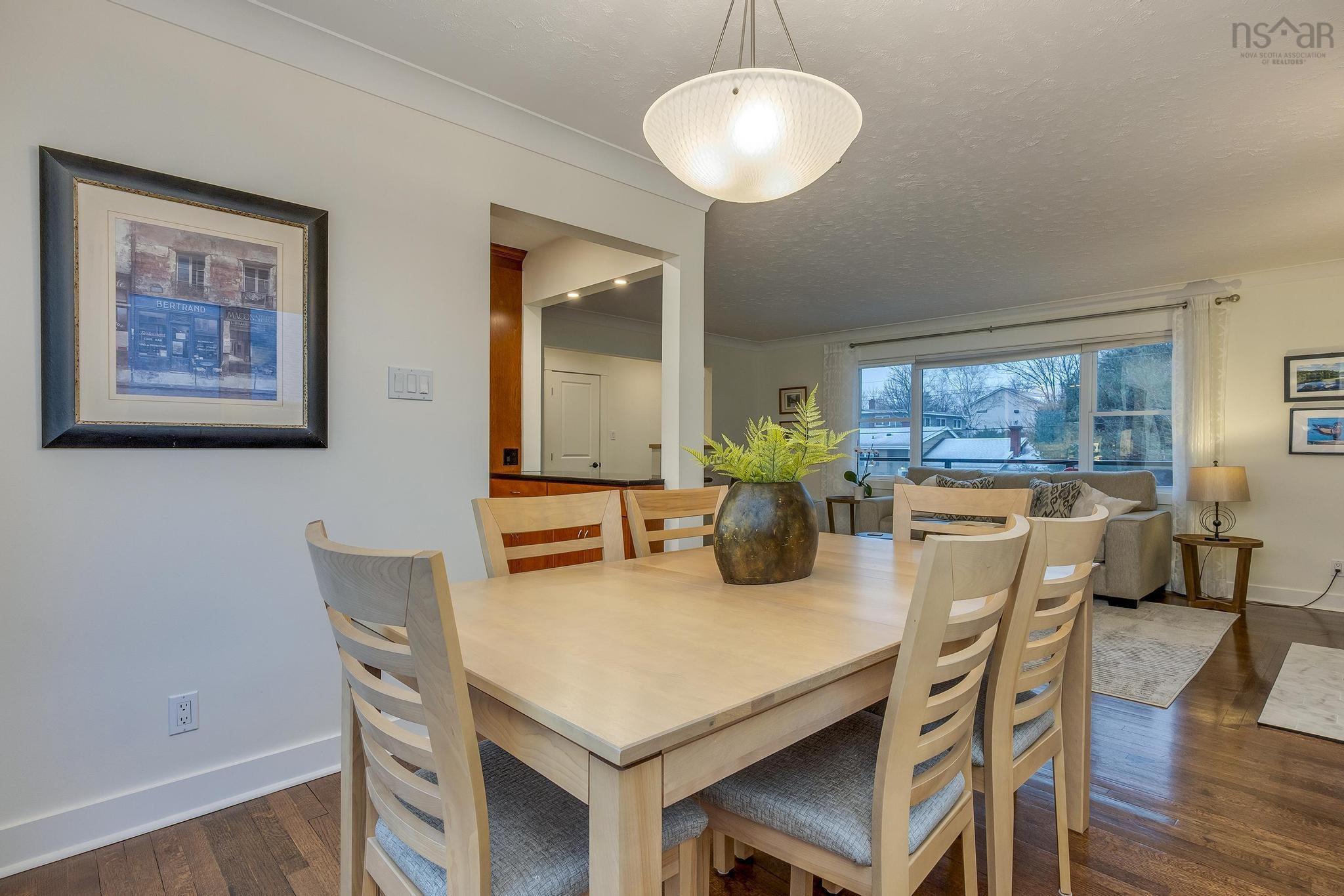 $789,900.00: 30 Westgate Drive, Halifax