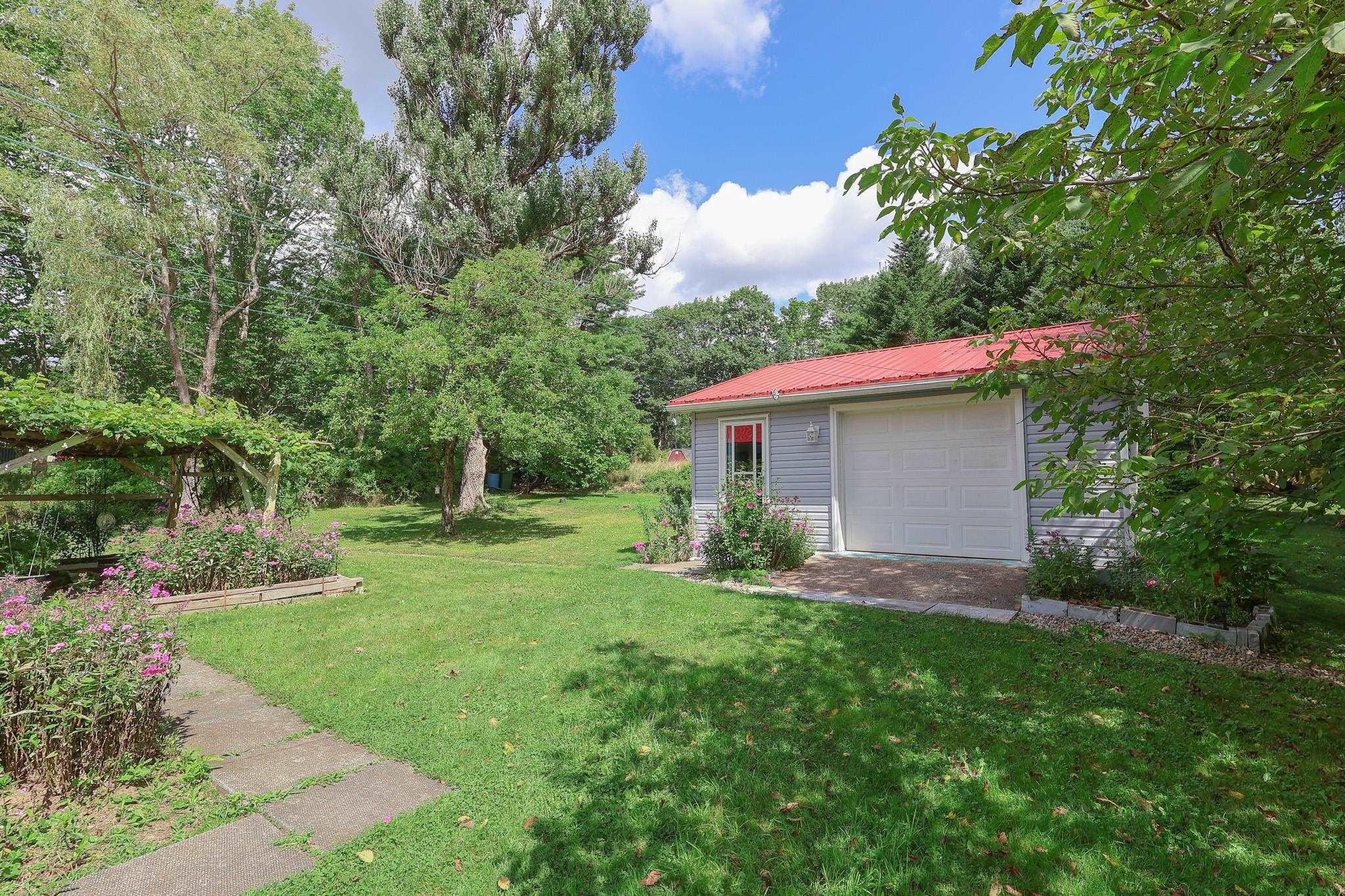$379,900.00: 452 Oakhill Road, Oakhill