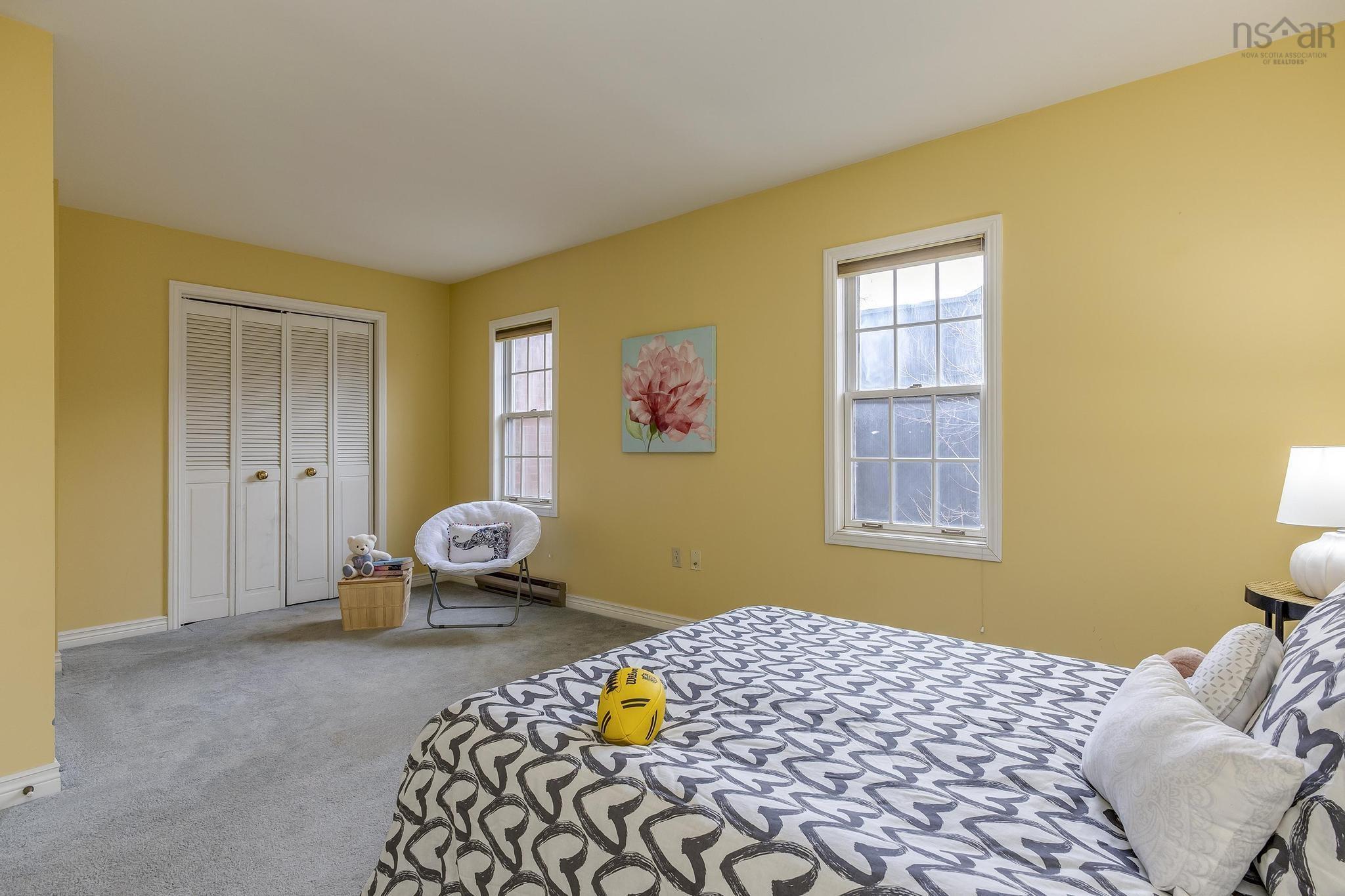 $950,000.00: 958 Lindola Place, Halifax