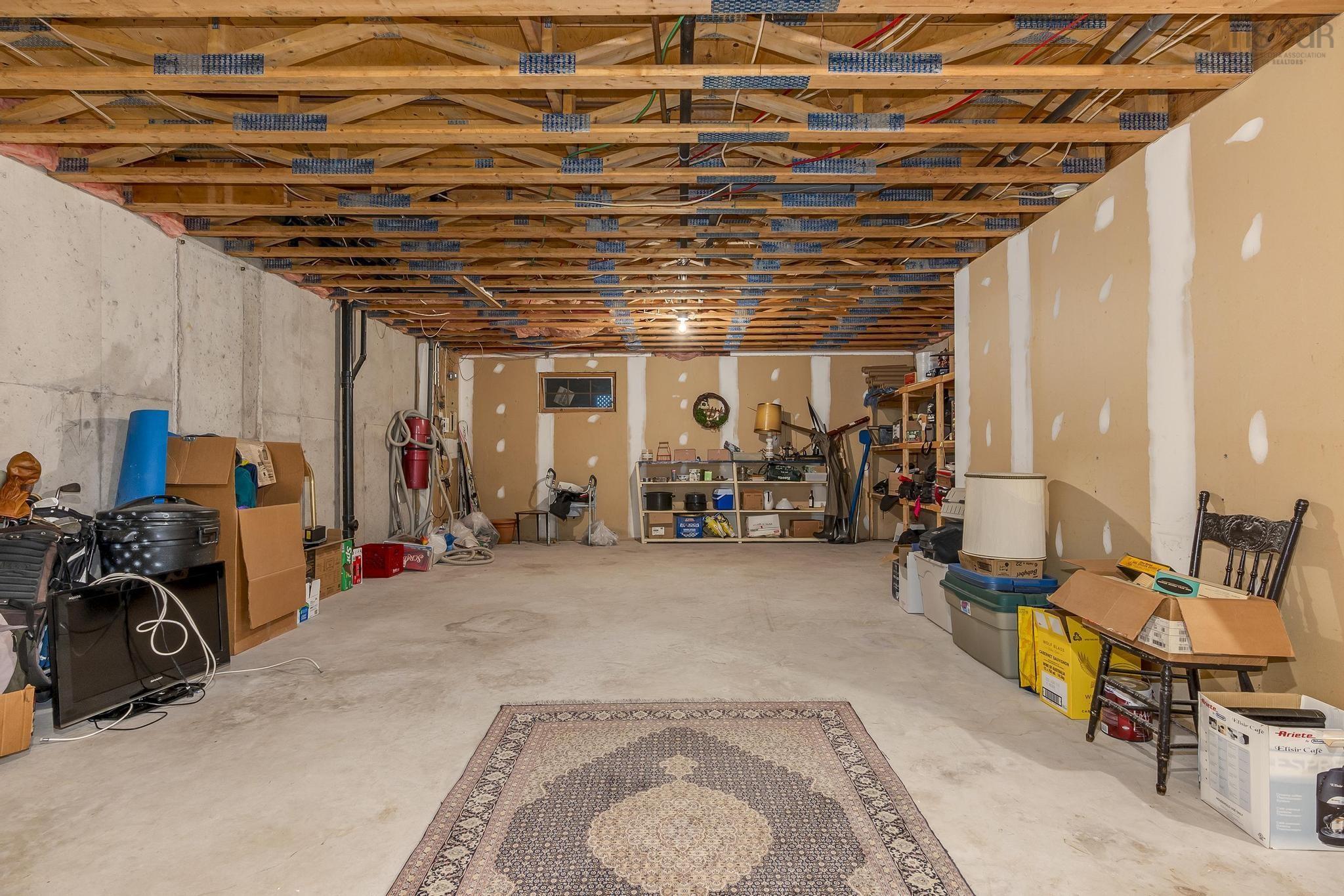 $950,000.00: 958 Lindola Place, Halifax