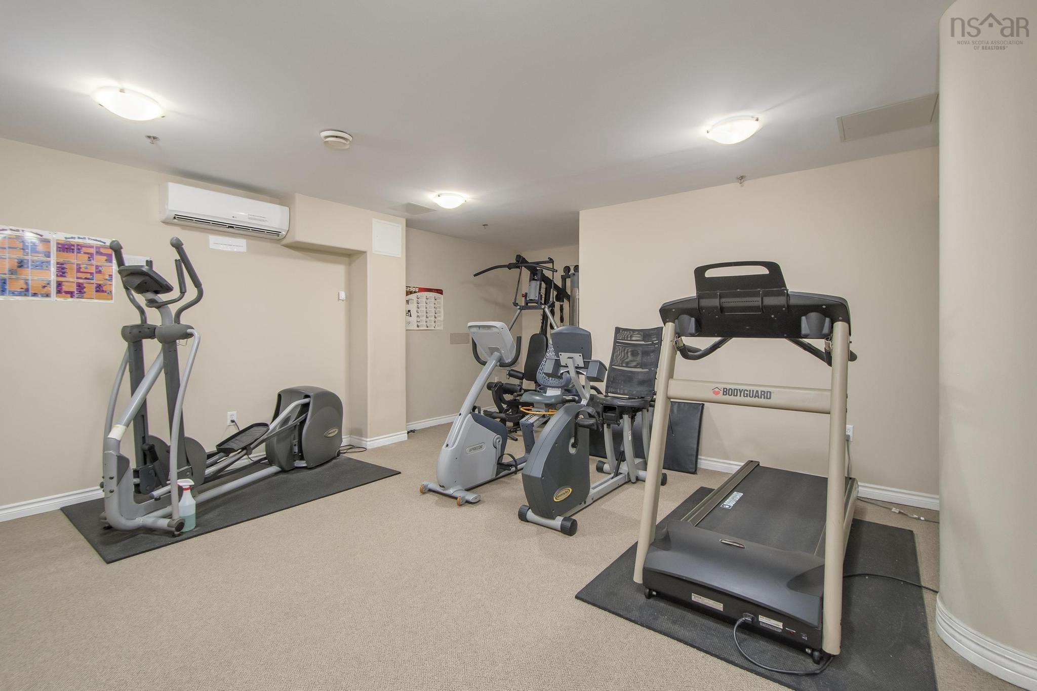 $500,000.00: 503 78 Regency Park Drive, Halifax