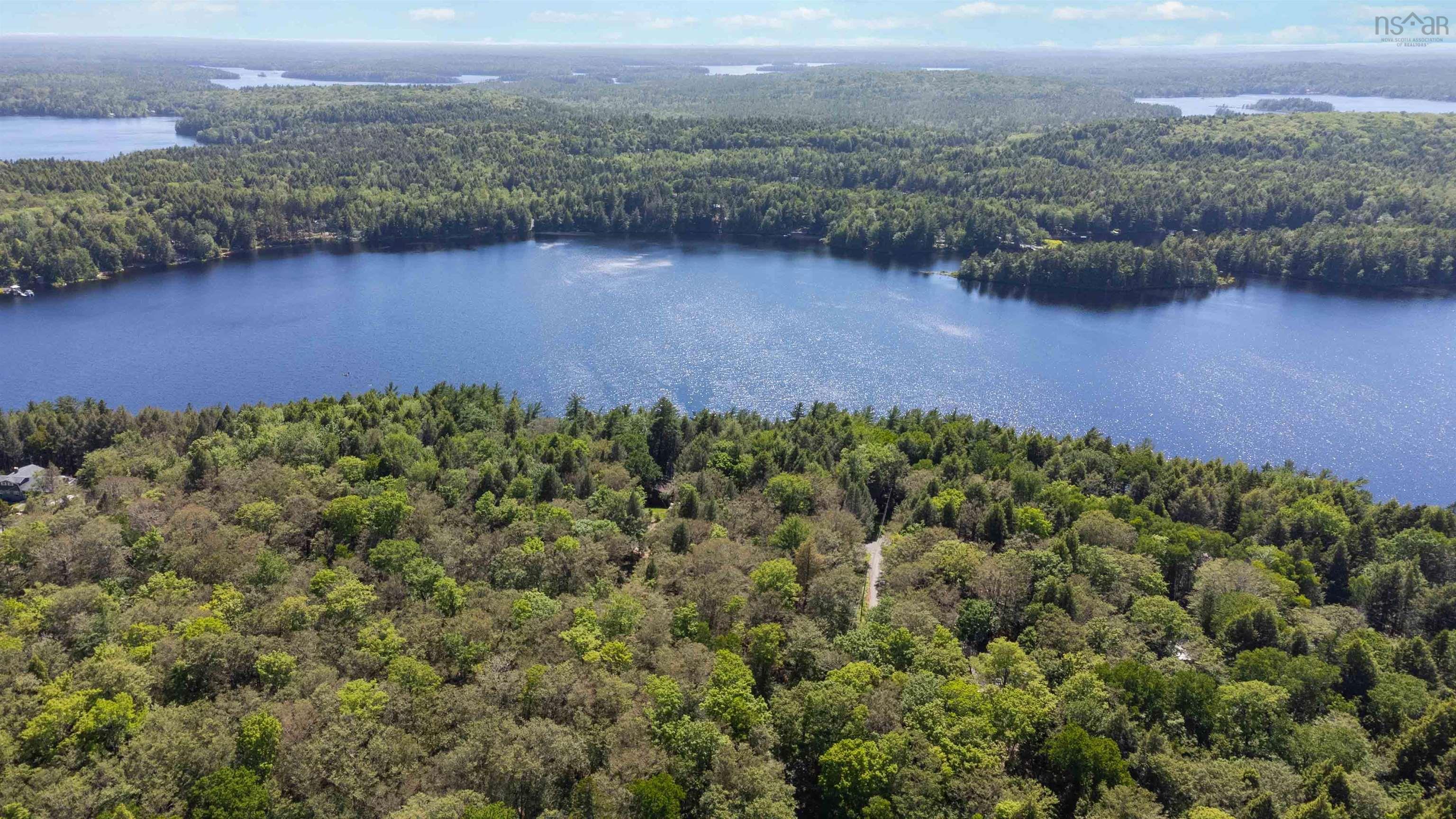 $79,900.00: Lot 18 Thumb Cap Point, Labelle