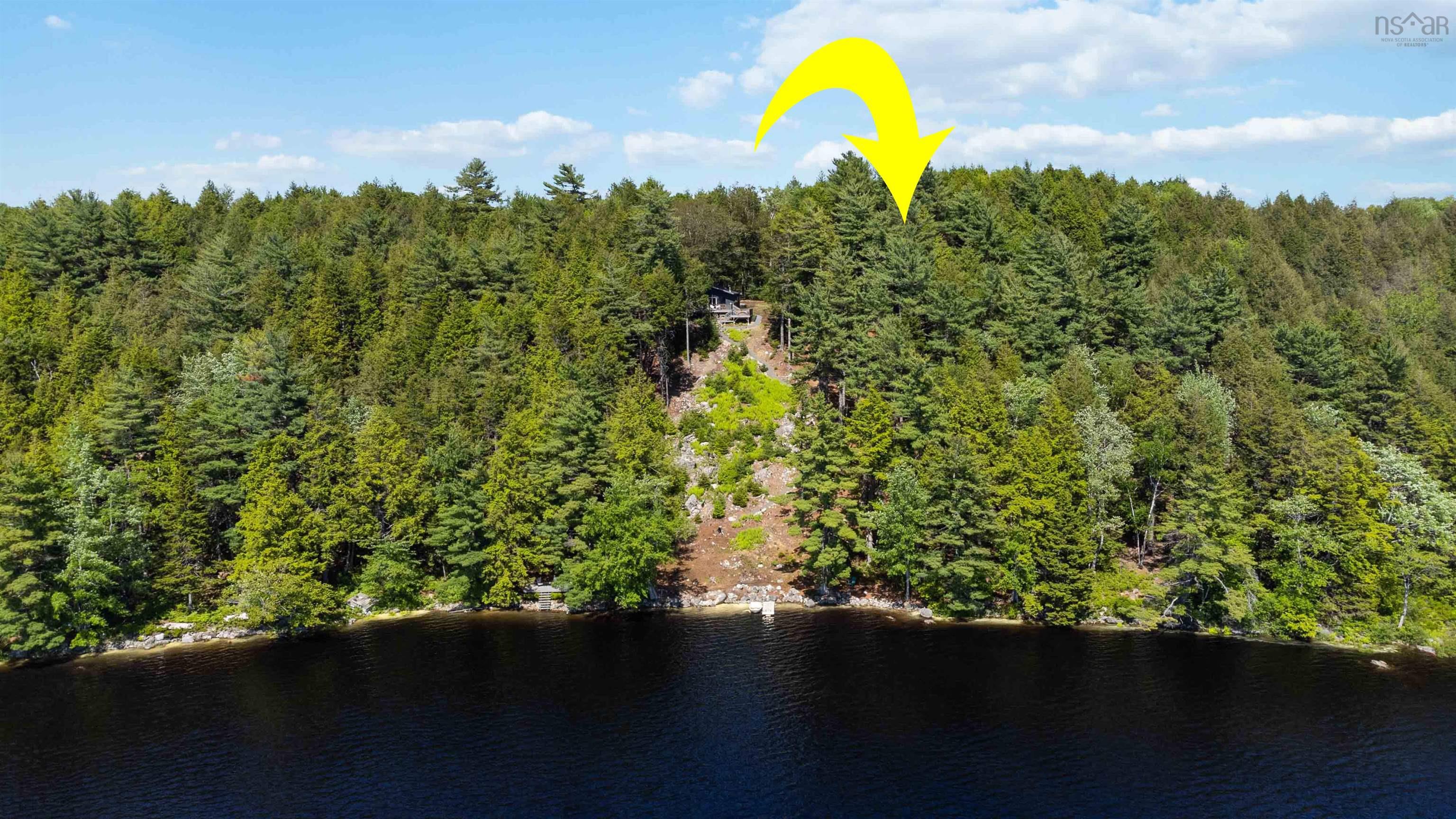 $79,900.00: Lot 18 Thumb Cap Point, Labelle