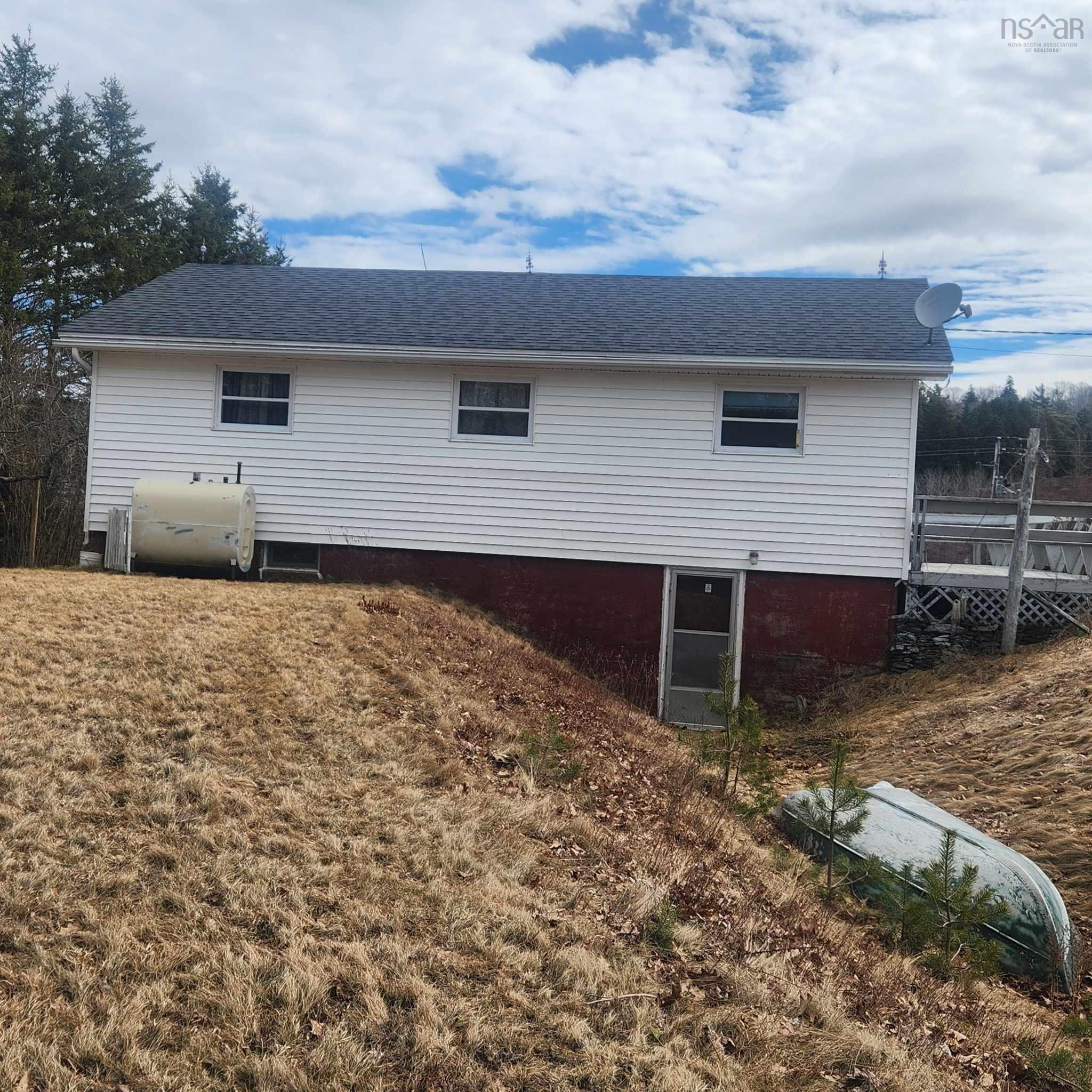 $289,900.00: 1917 Highway 336, Dean