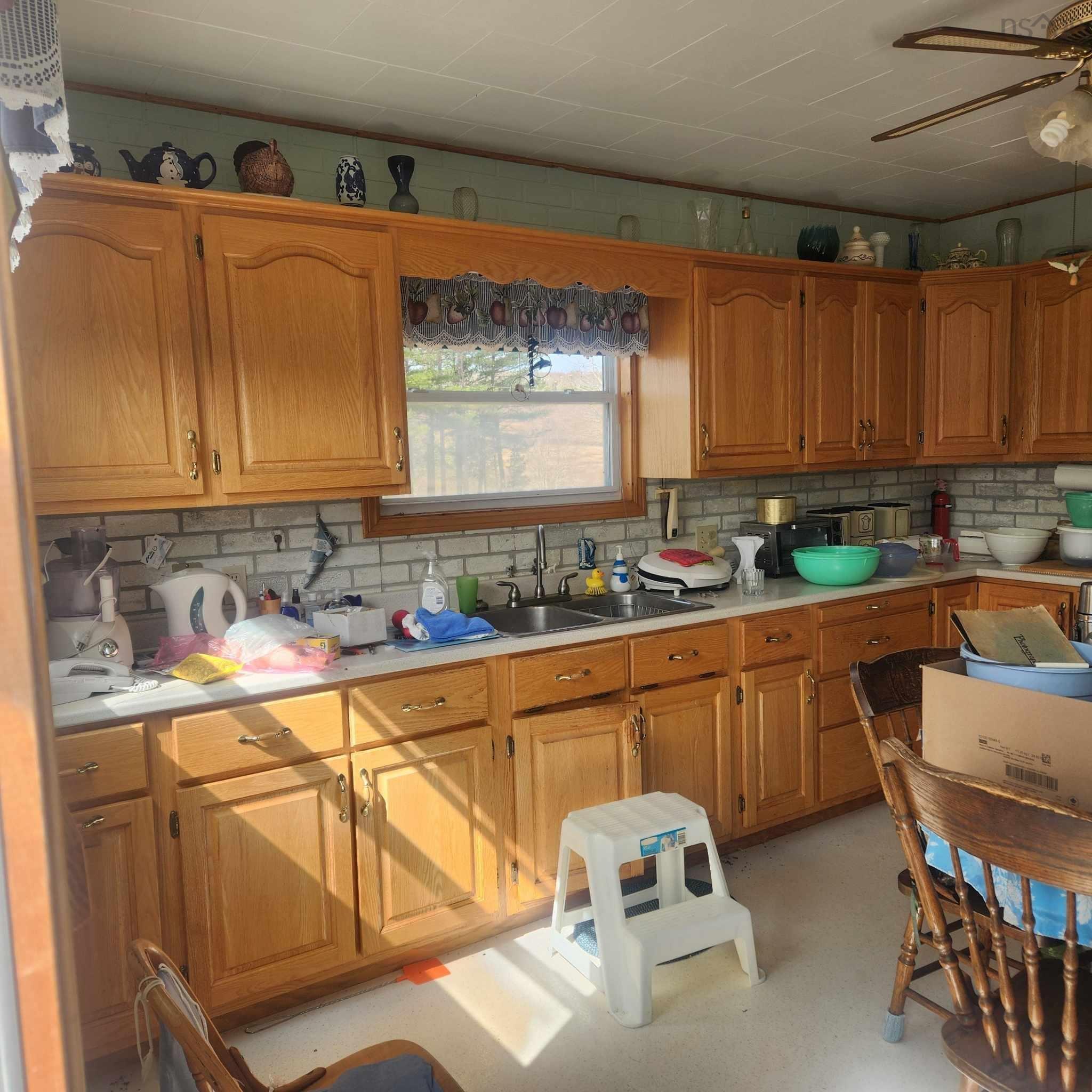 $289,900.00: 1917 Highway 336, Dean