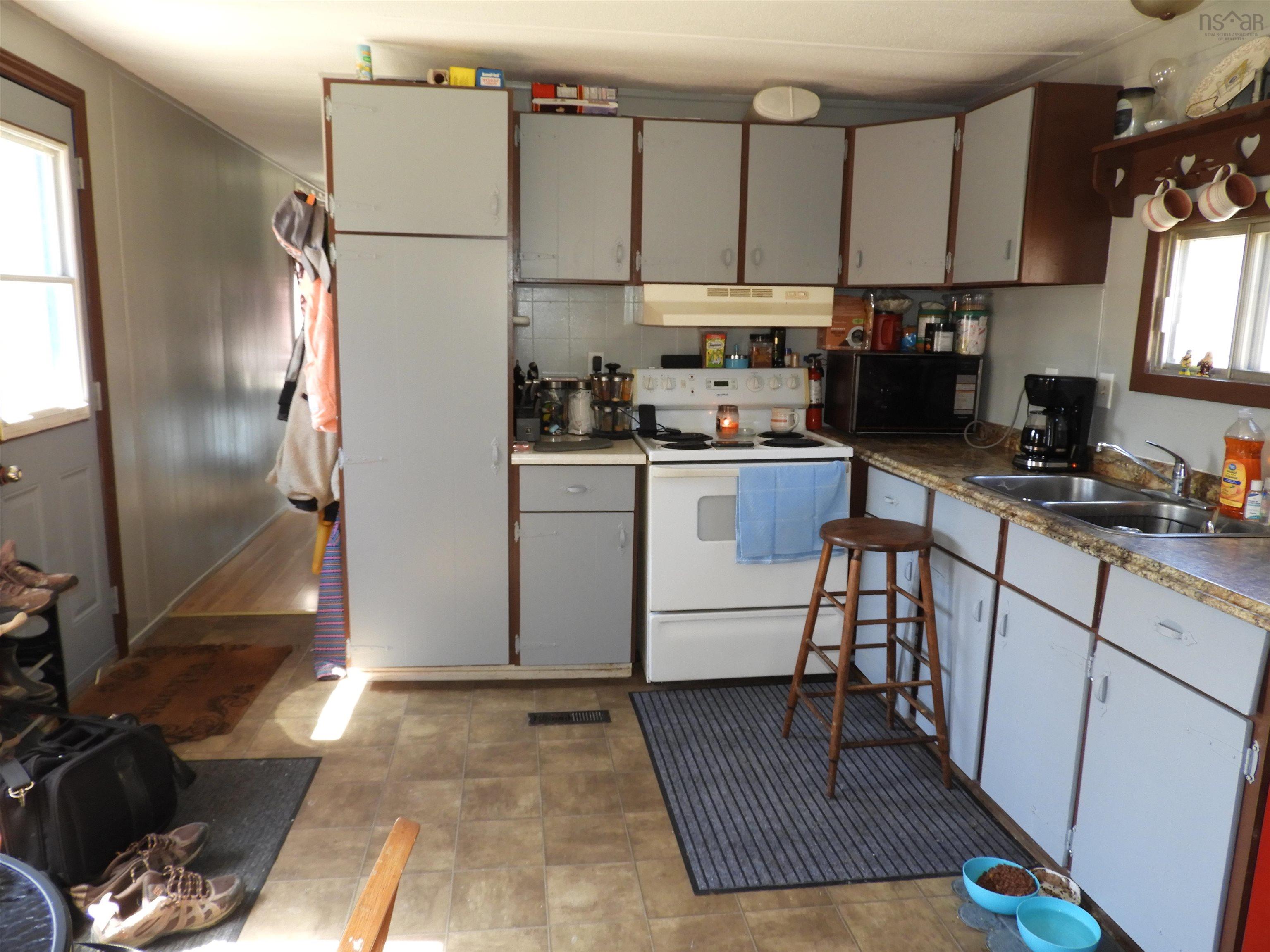 $99,900.00: 289 Fraxville Road, Fraxville