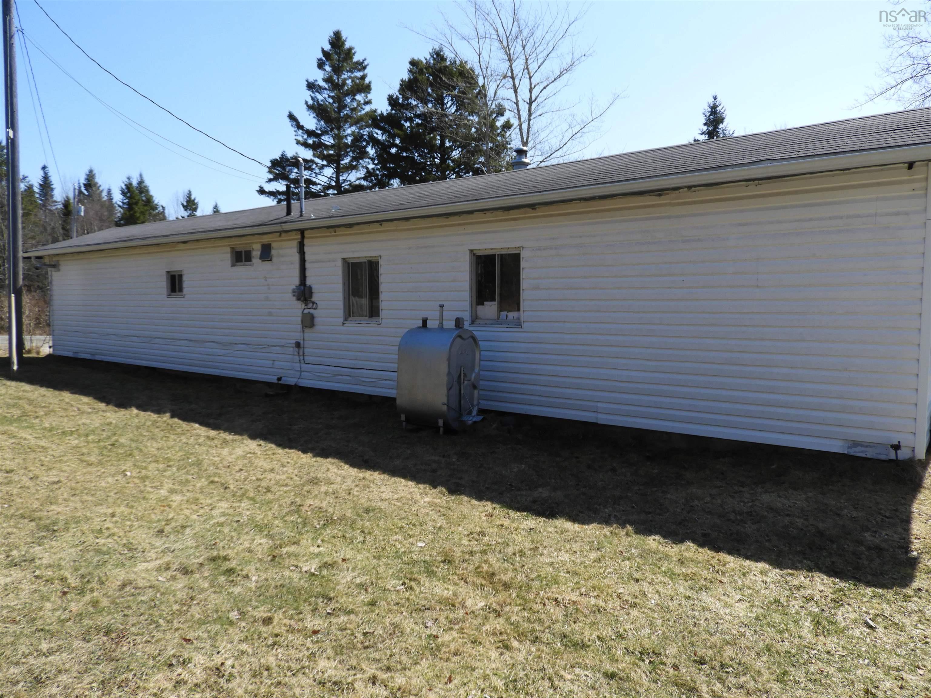 $99,900.00: 289 Fraxville Road, Fraxville