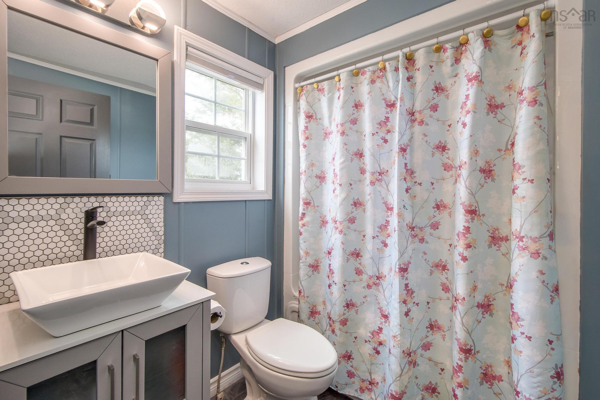 $289,900.00: 123 Hilltop Drive, Lower Sackville