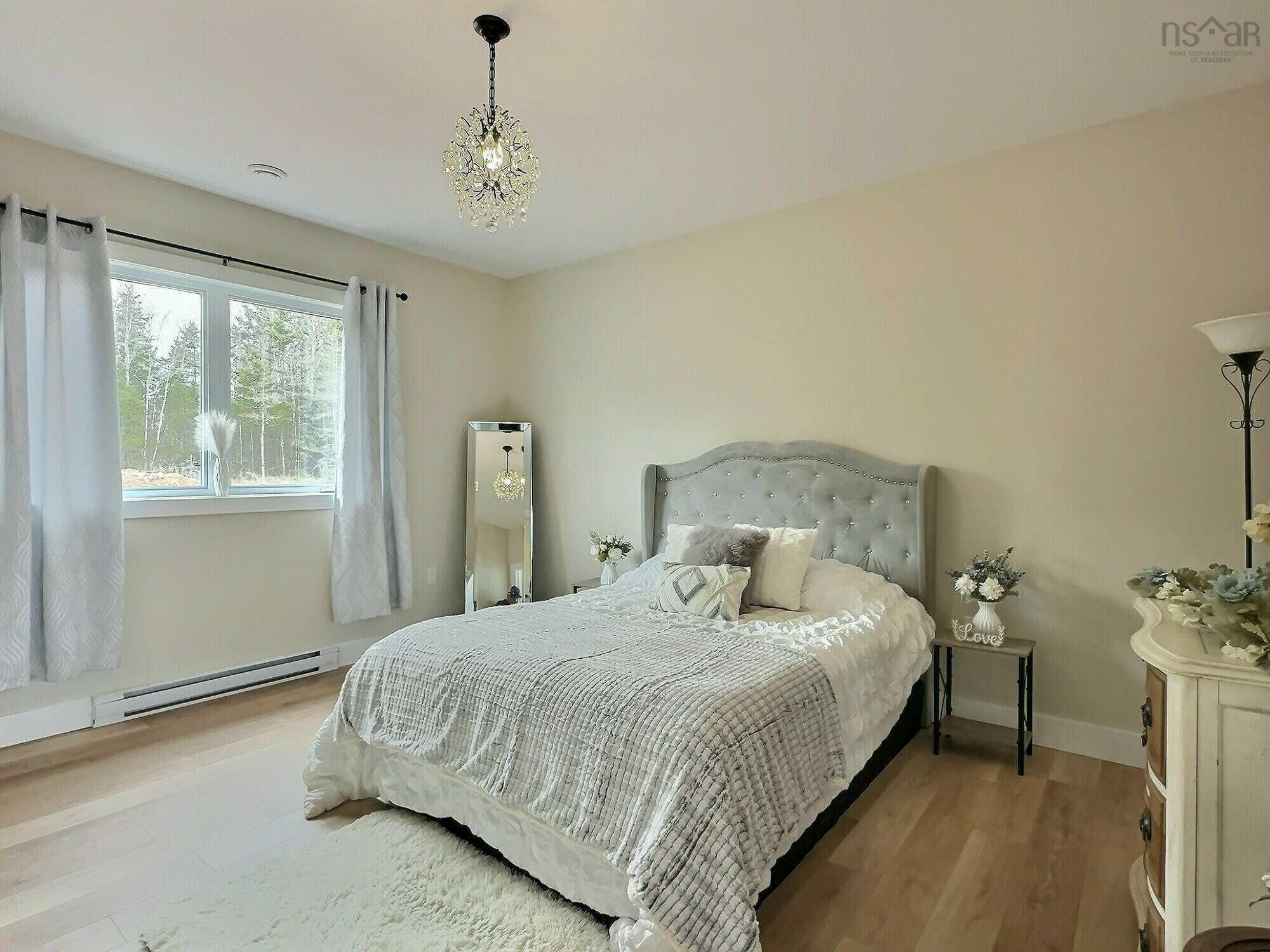 $469,900.00: 171 Runway Court, Valley