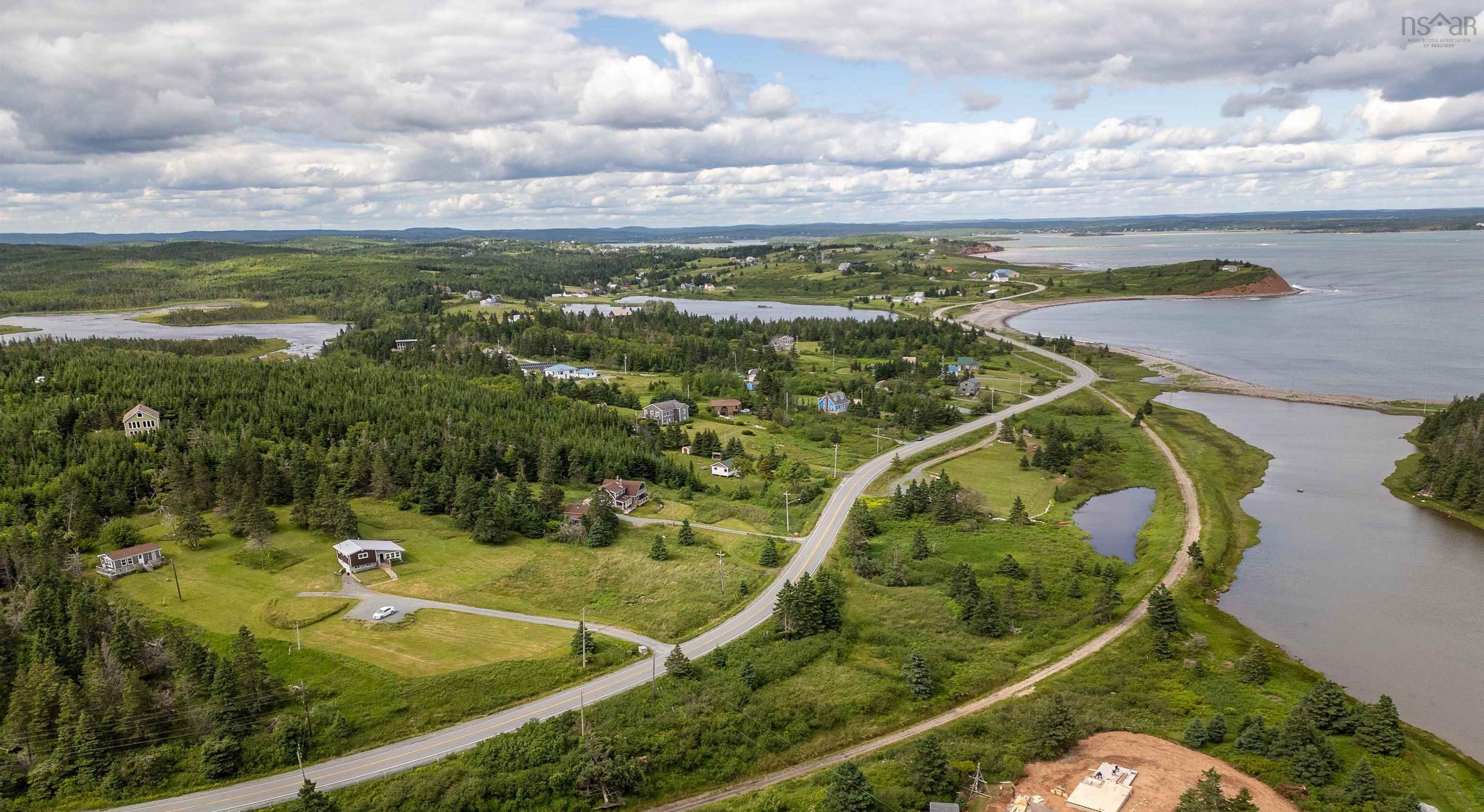 $199,000.00: Seaforth 207 Highway, Seaforth
