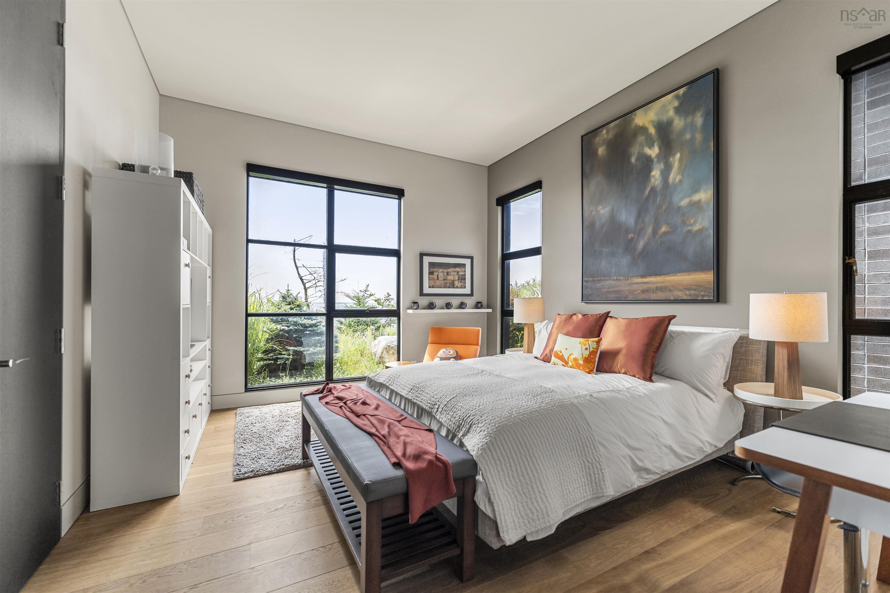 $2,500,000.00: 6999 Highway 3, Hunts Point