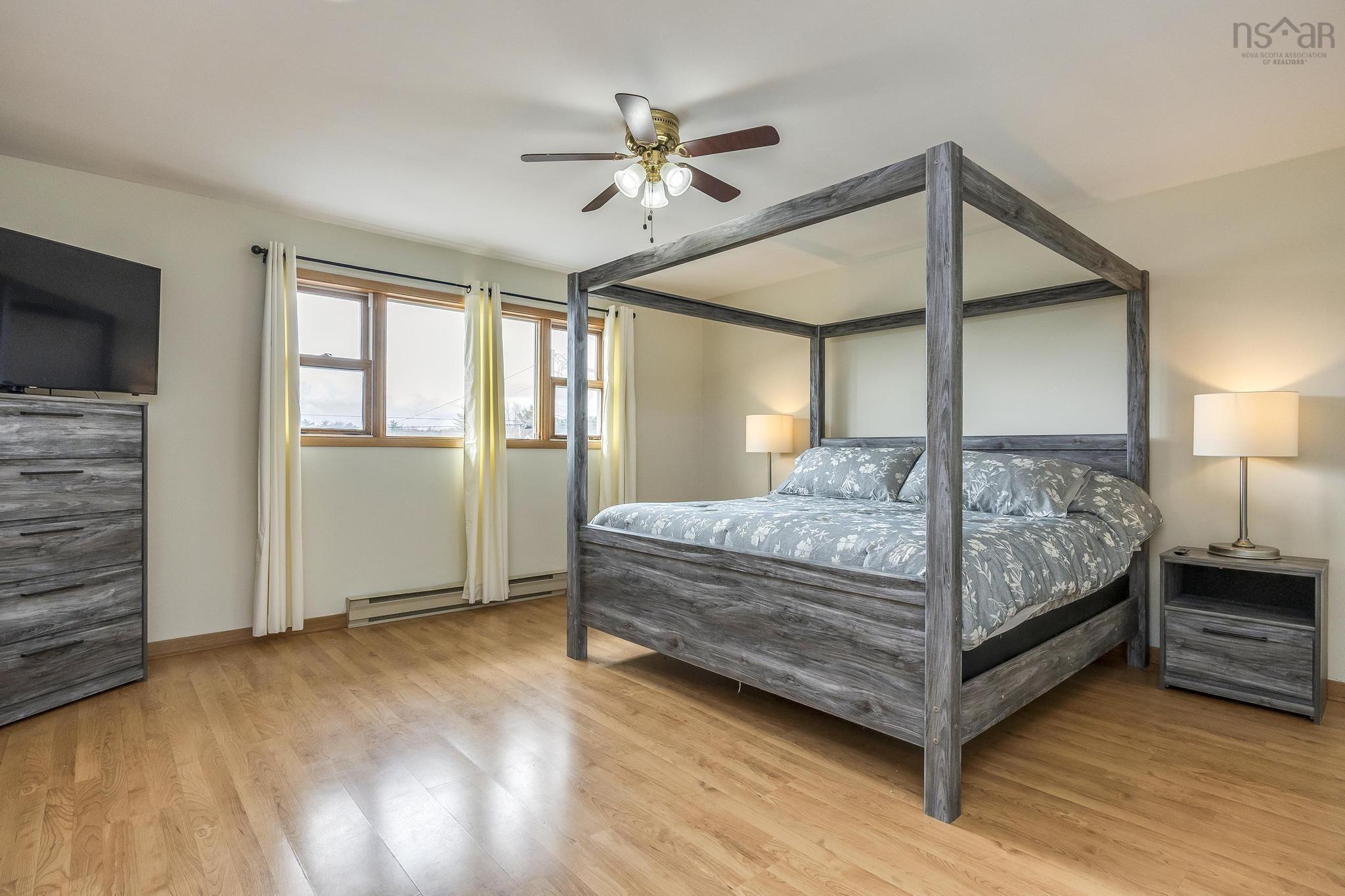 $535,000.00: 564 McClair Avenue, Greenwood