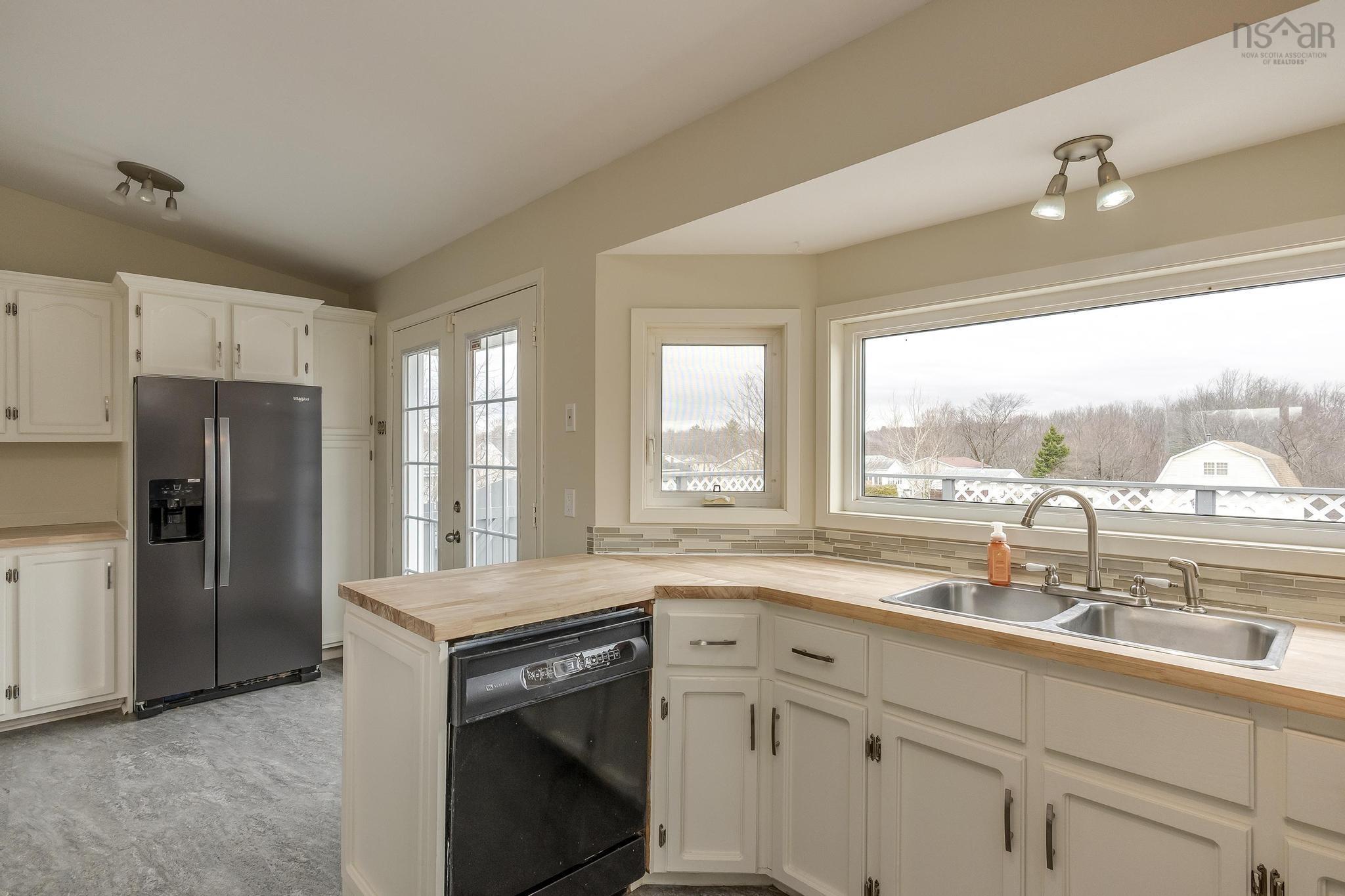 $535,000.00: 564 McClair Avenue, Greenwood
