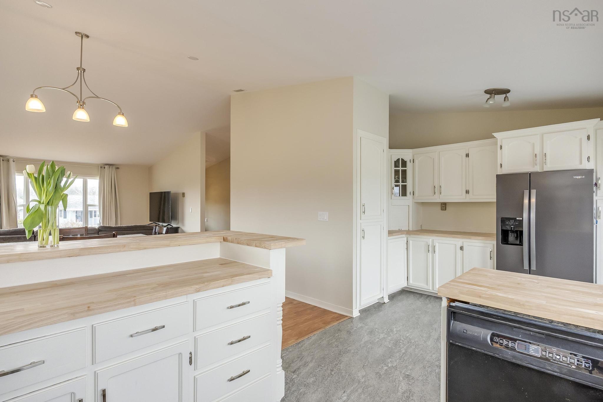 $535,000.00: 564 McClair Avenue, Greenwood