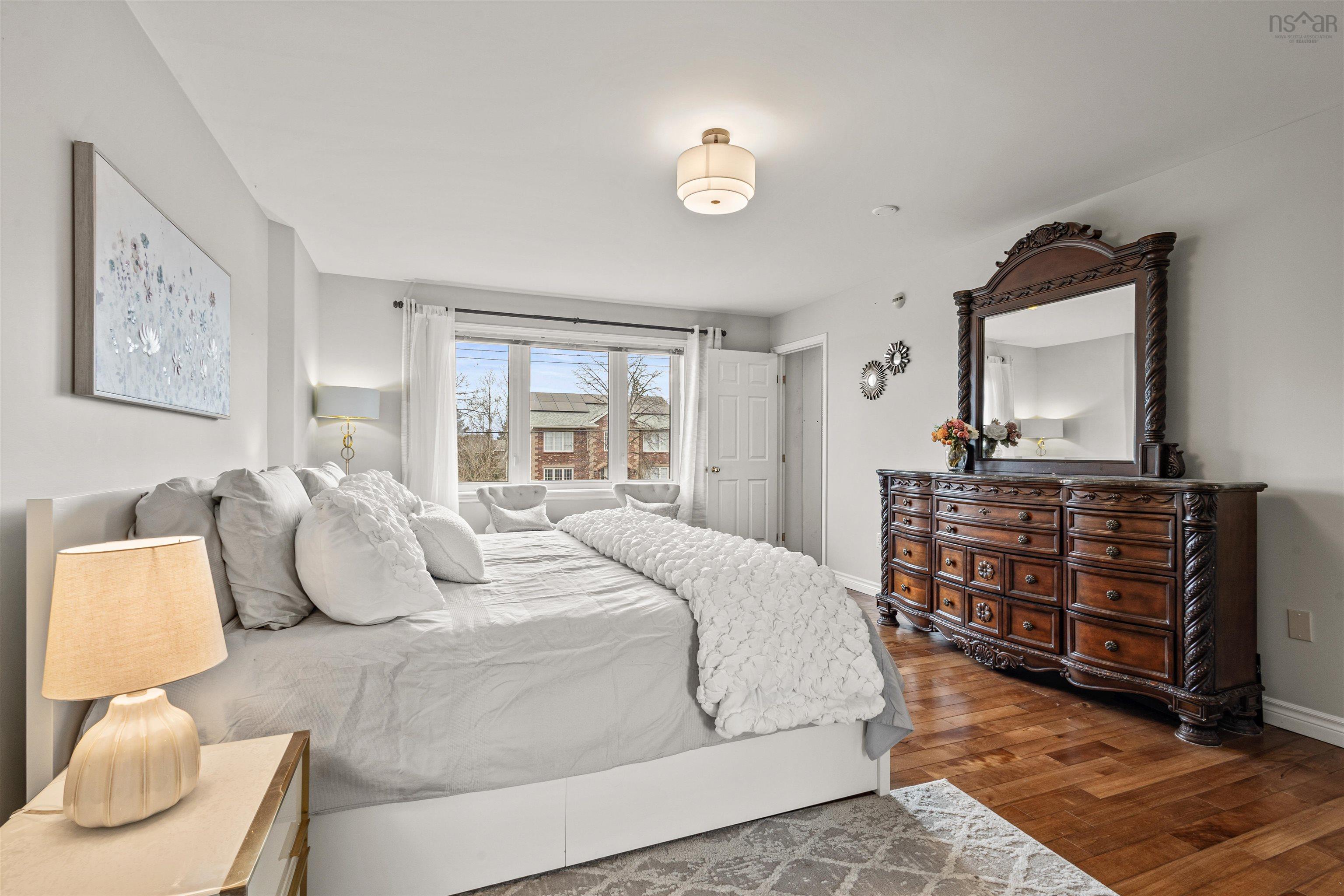 $1,125,000.00: 11 Stockleigh Place, Halifax