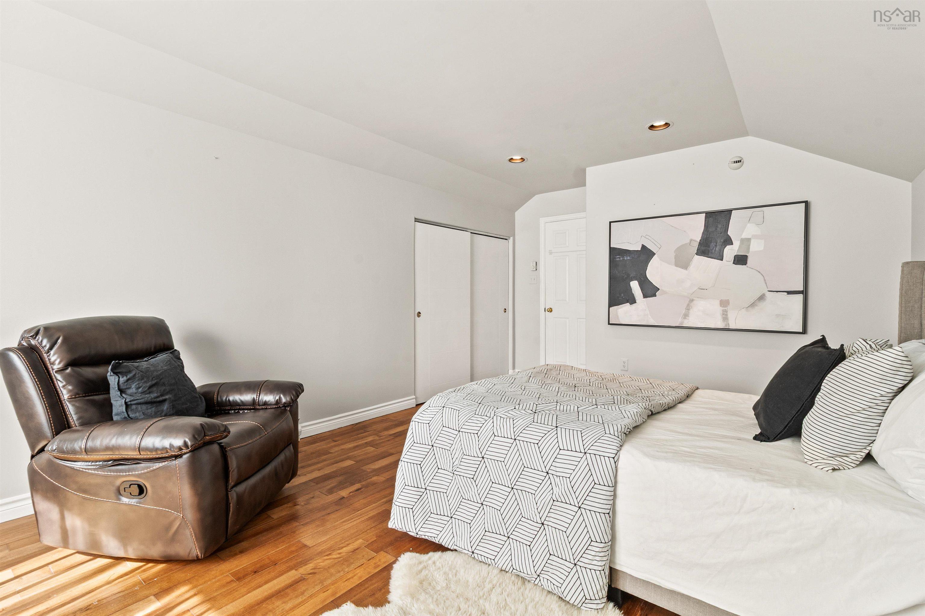 $1,125,000.00: 11 Stockleigh Place, Halifax