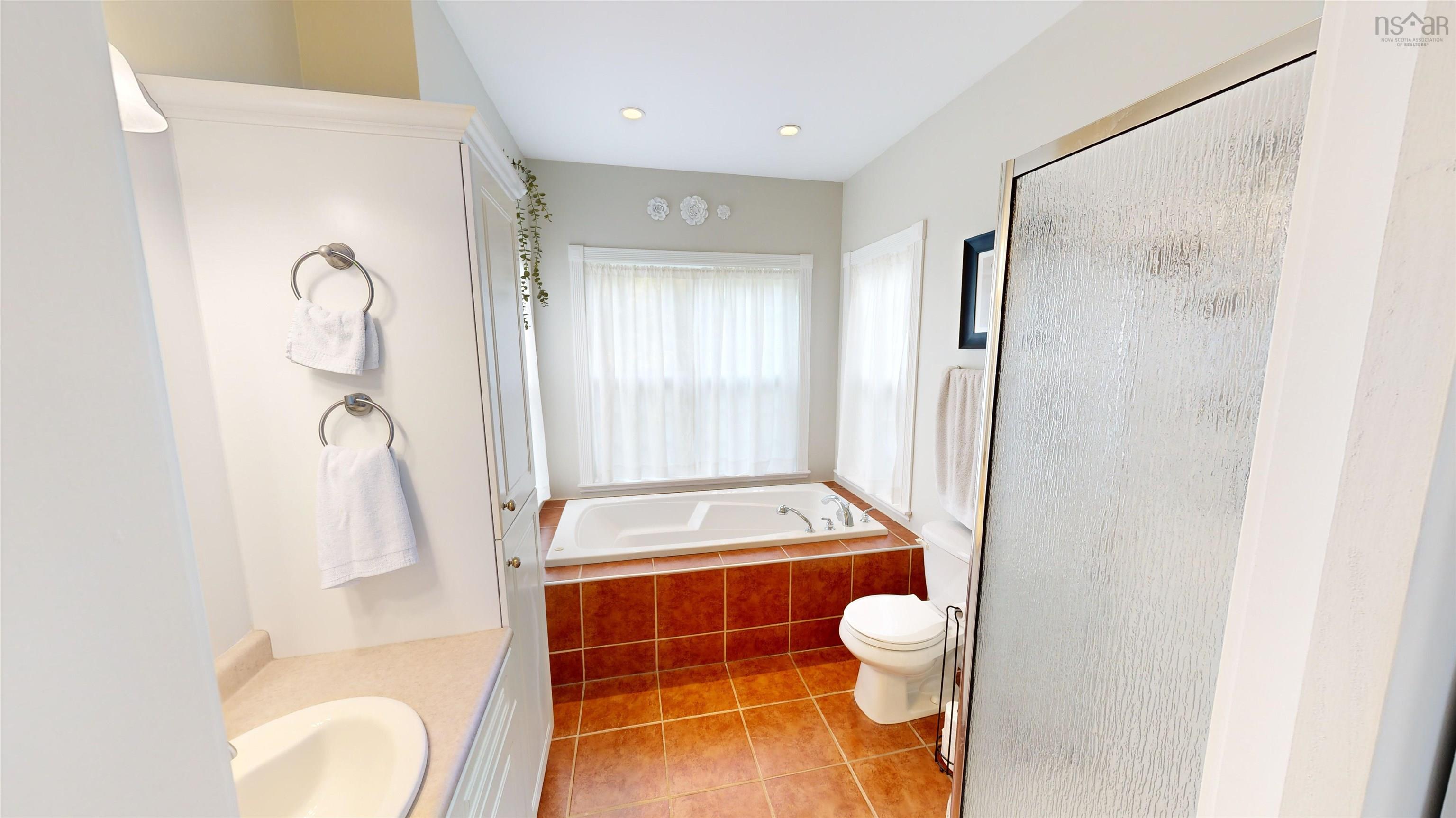 $599,900.00: 31 Cameron Drive, Melvern Square