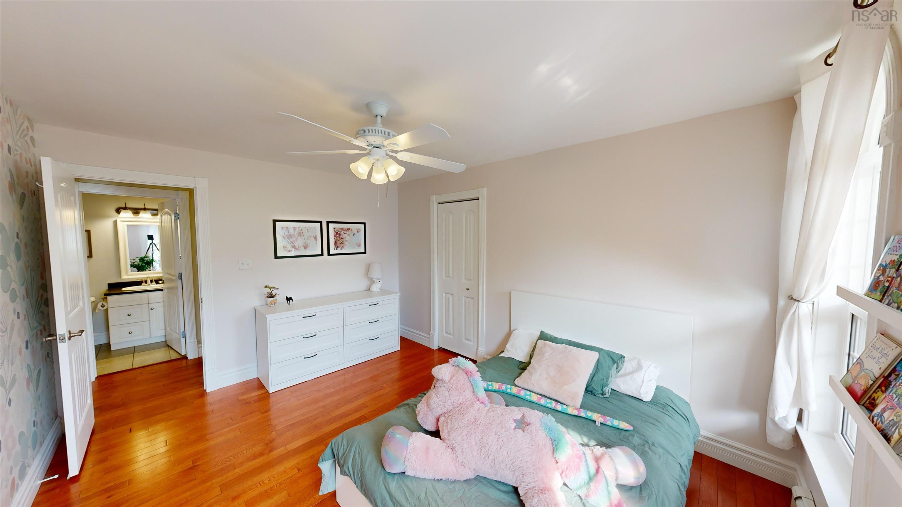 $599,900.00: 31 Cameron Drive, Melvern Square