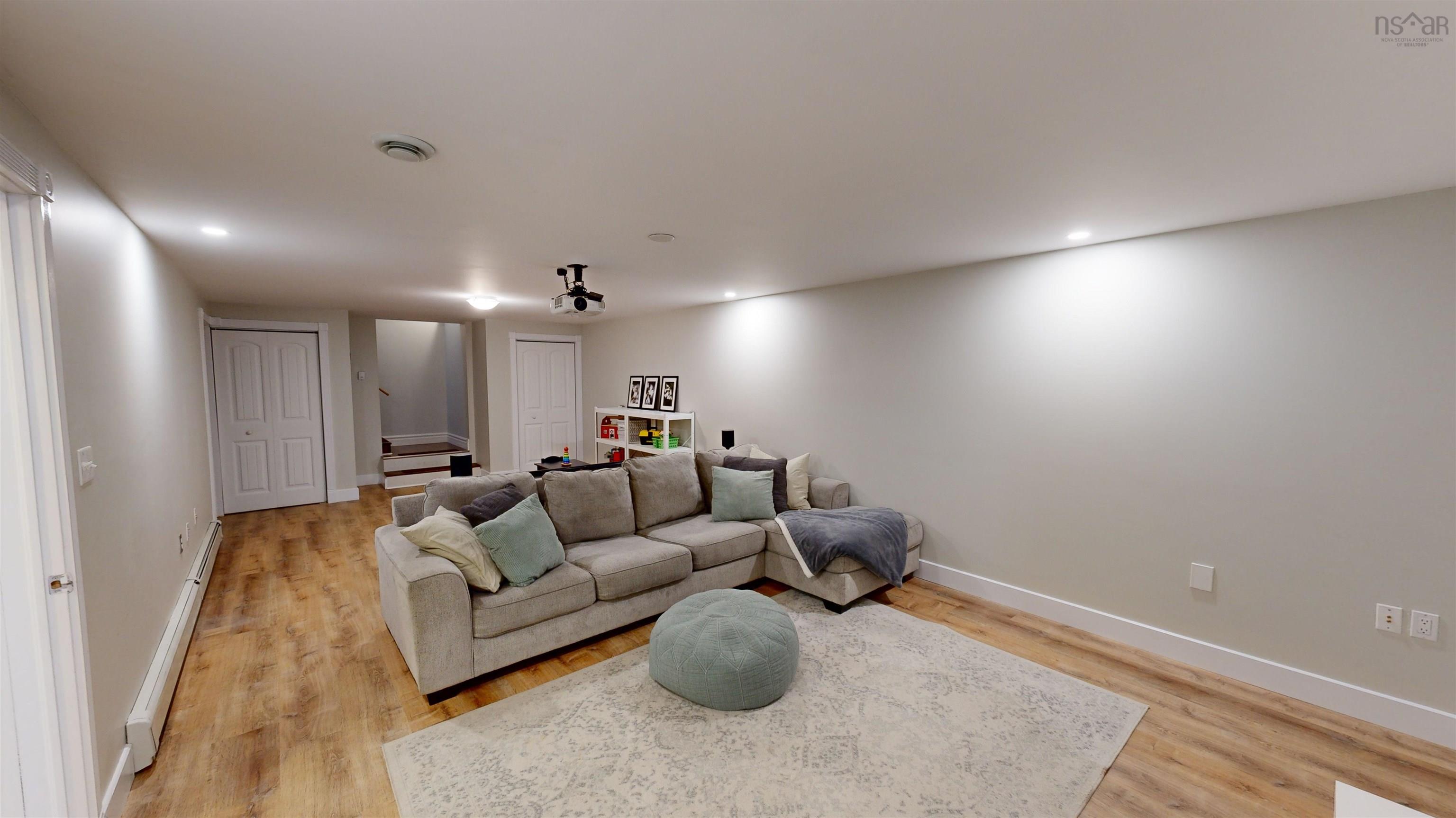 $599,900.00: 31 Cameron Drive, Melvern Square