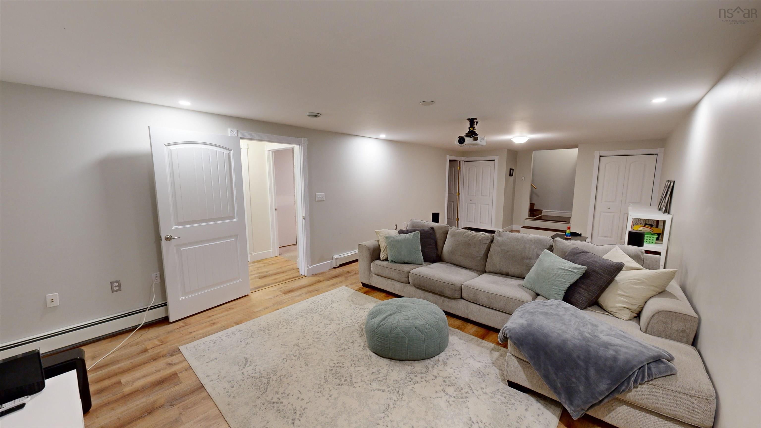 $599,900.00: 31 Cameron Drive, Melvern Square